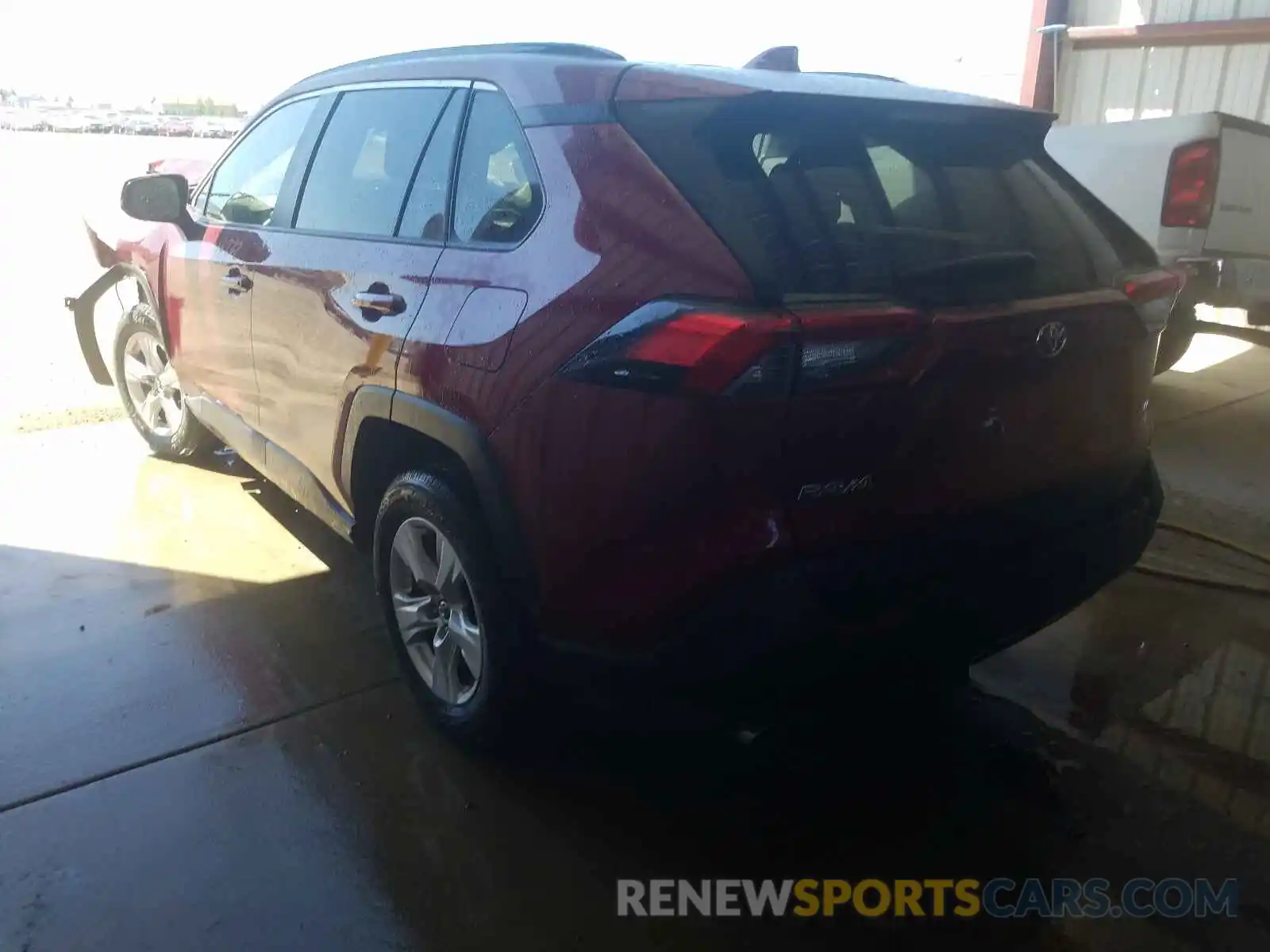 3 Photograph of a damaged car JTMP1RFV8KD032936 TOYOTA RAV4 2019