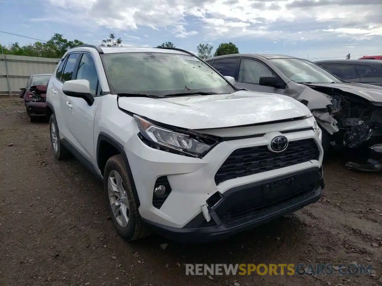 1 Photograph of a damaged car JTMP1RFV8KD034685 TOYOTA RAV4 2019