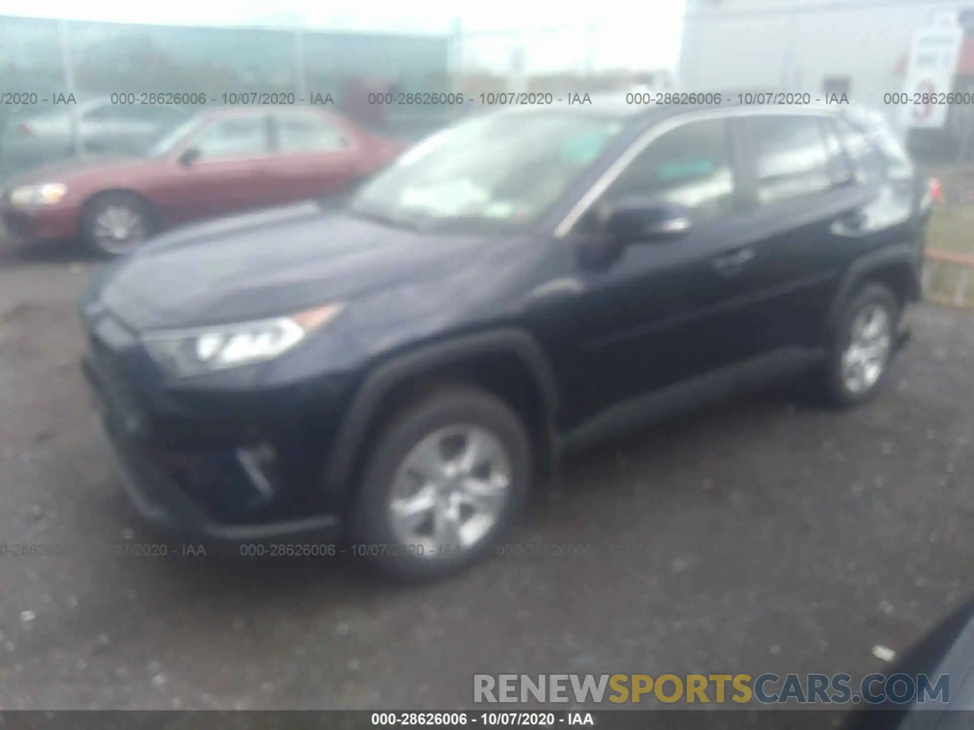 2 Photograph of a damaged car JTMP1RFV8KD040079 TOYOTA RAV4 2019