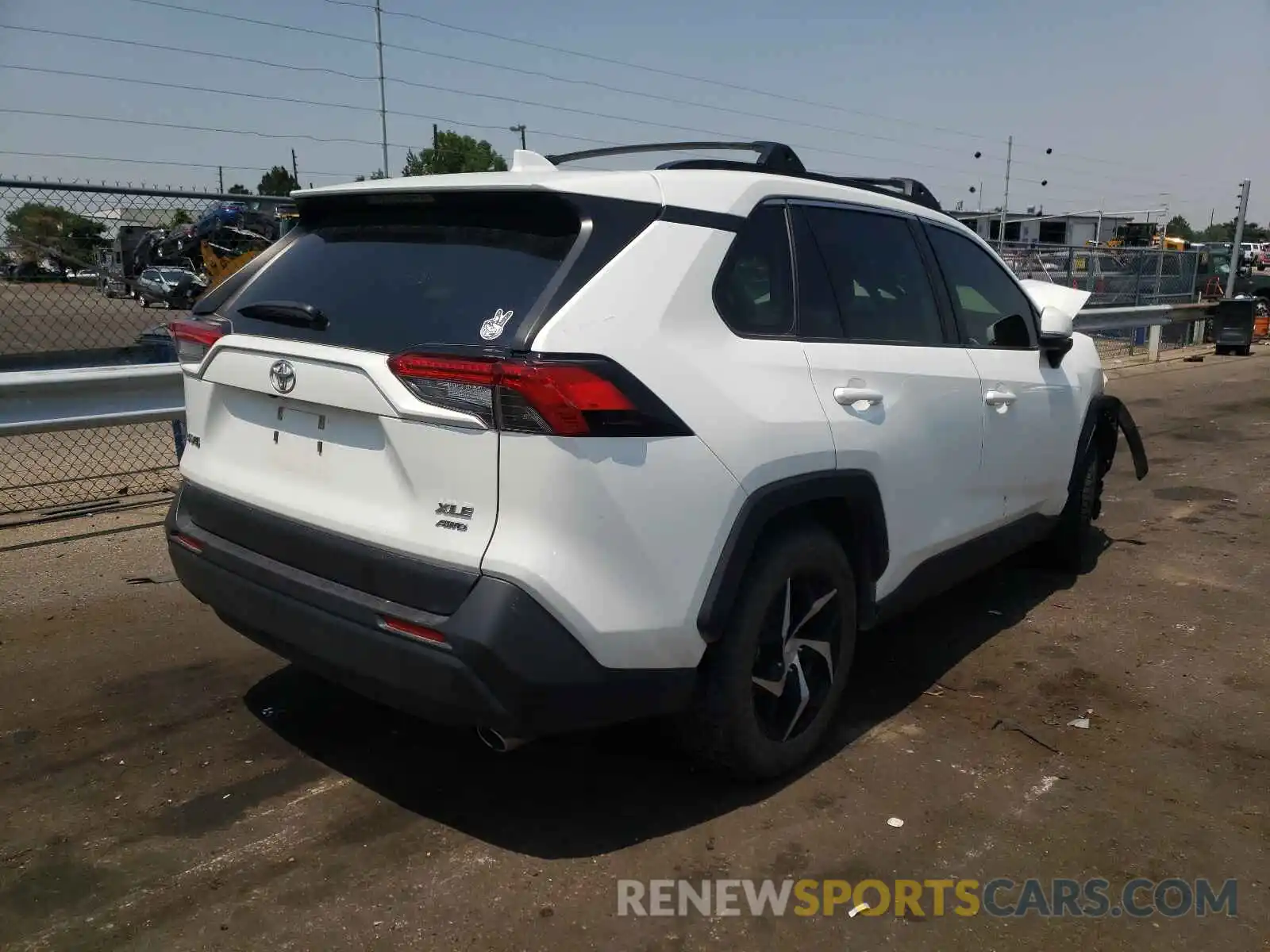 4 Photograph of a damaged car JTMP1RFV8KD500650 TOYOTA RAV4 2019