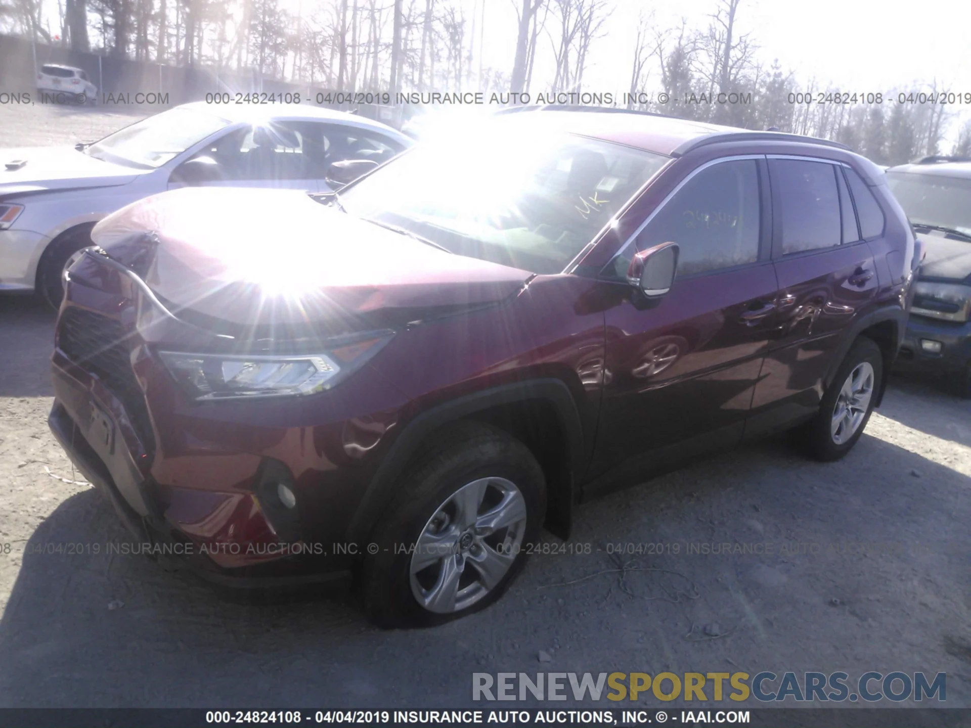 2 Фотография поврежденного автомобиля JTMP1RFV8KD503466 TOYOTA RAV4 2019