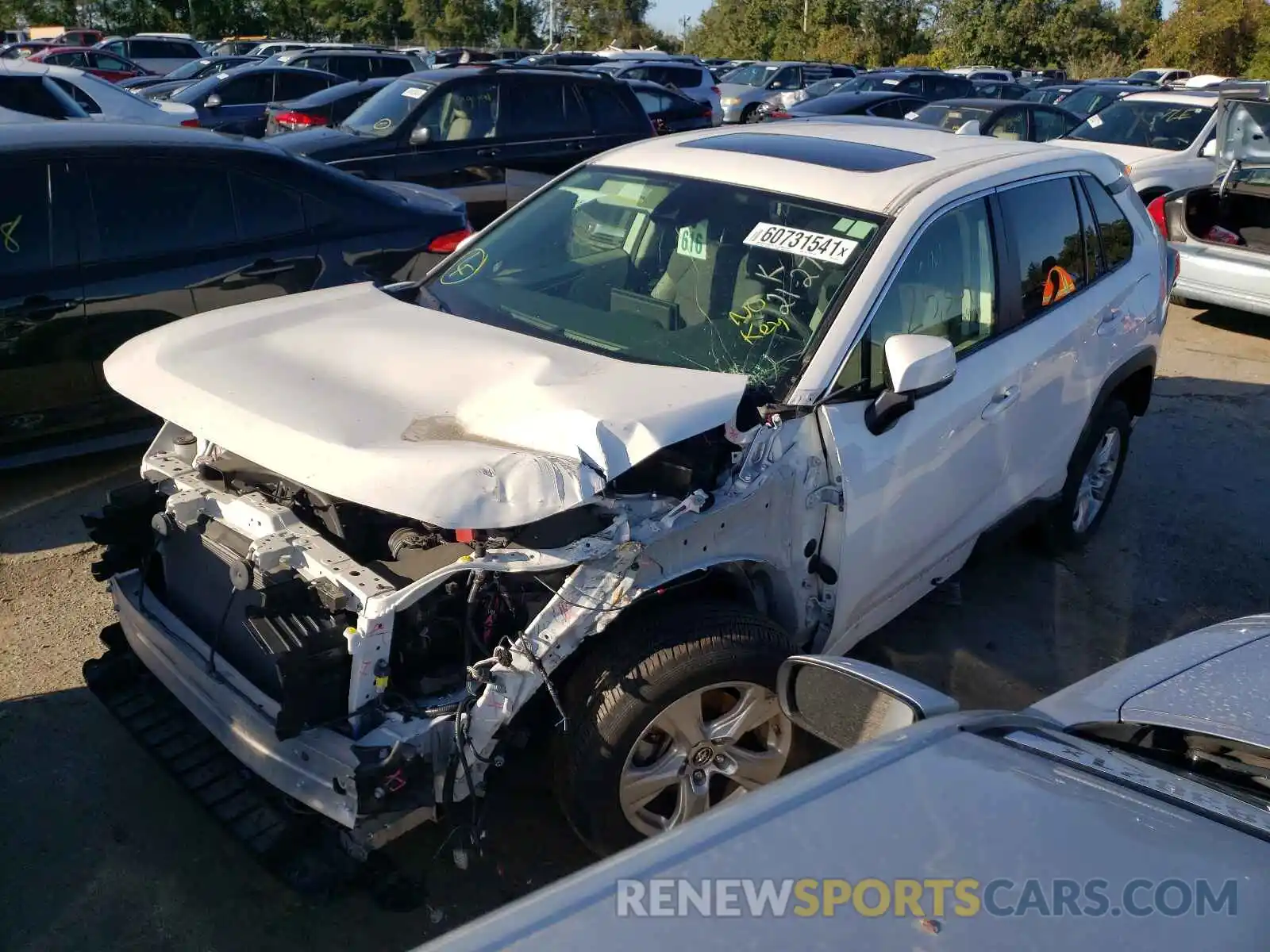 2 Photograph of a damaged car JTMP1RFV8KD512474 TOYOTA RAV4 2019