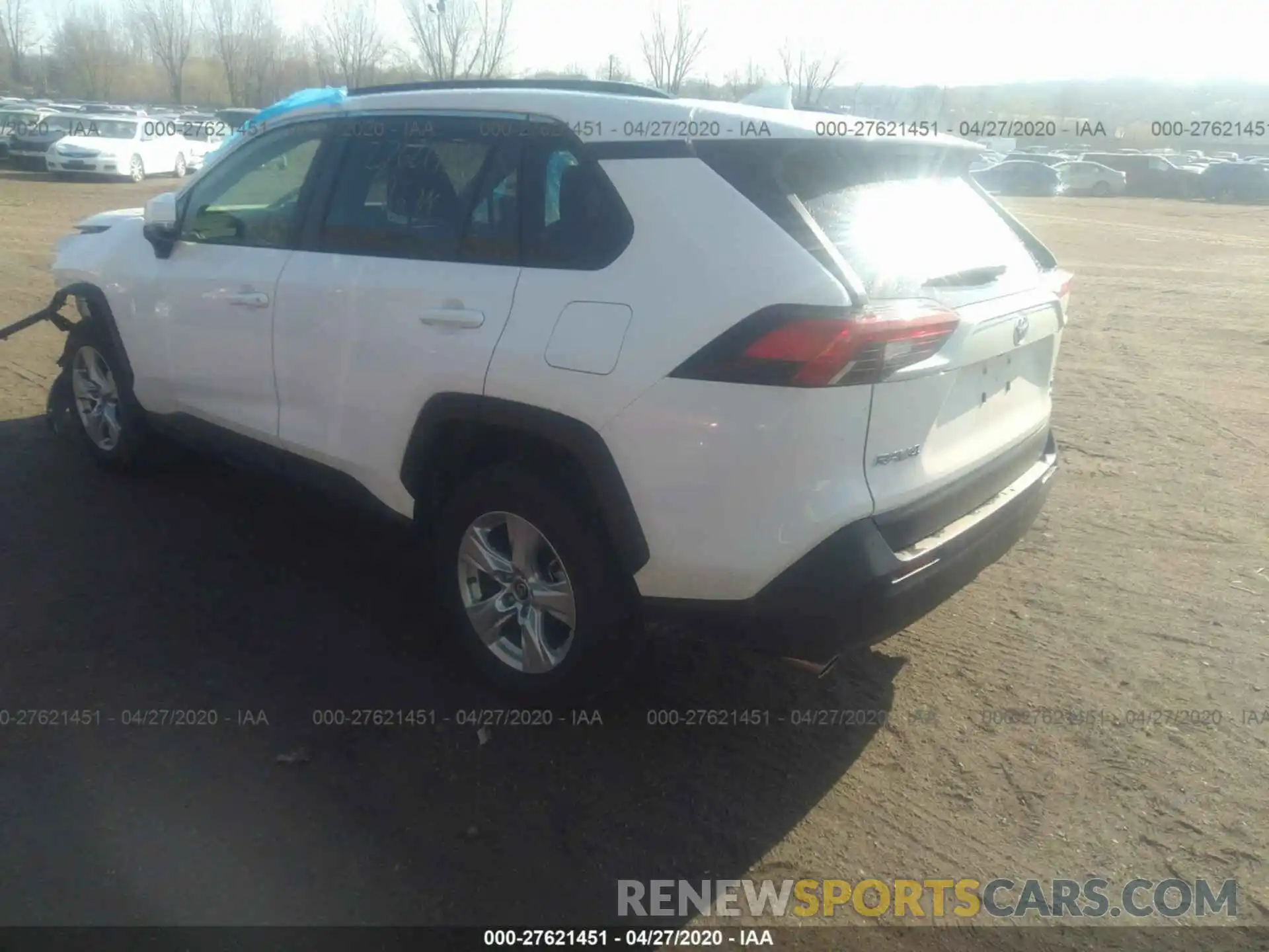 3 Photograph of a damaged car JTMP1RFV8KD514256 TOYOTA RAV4 2019