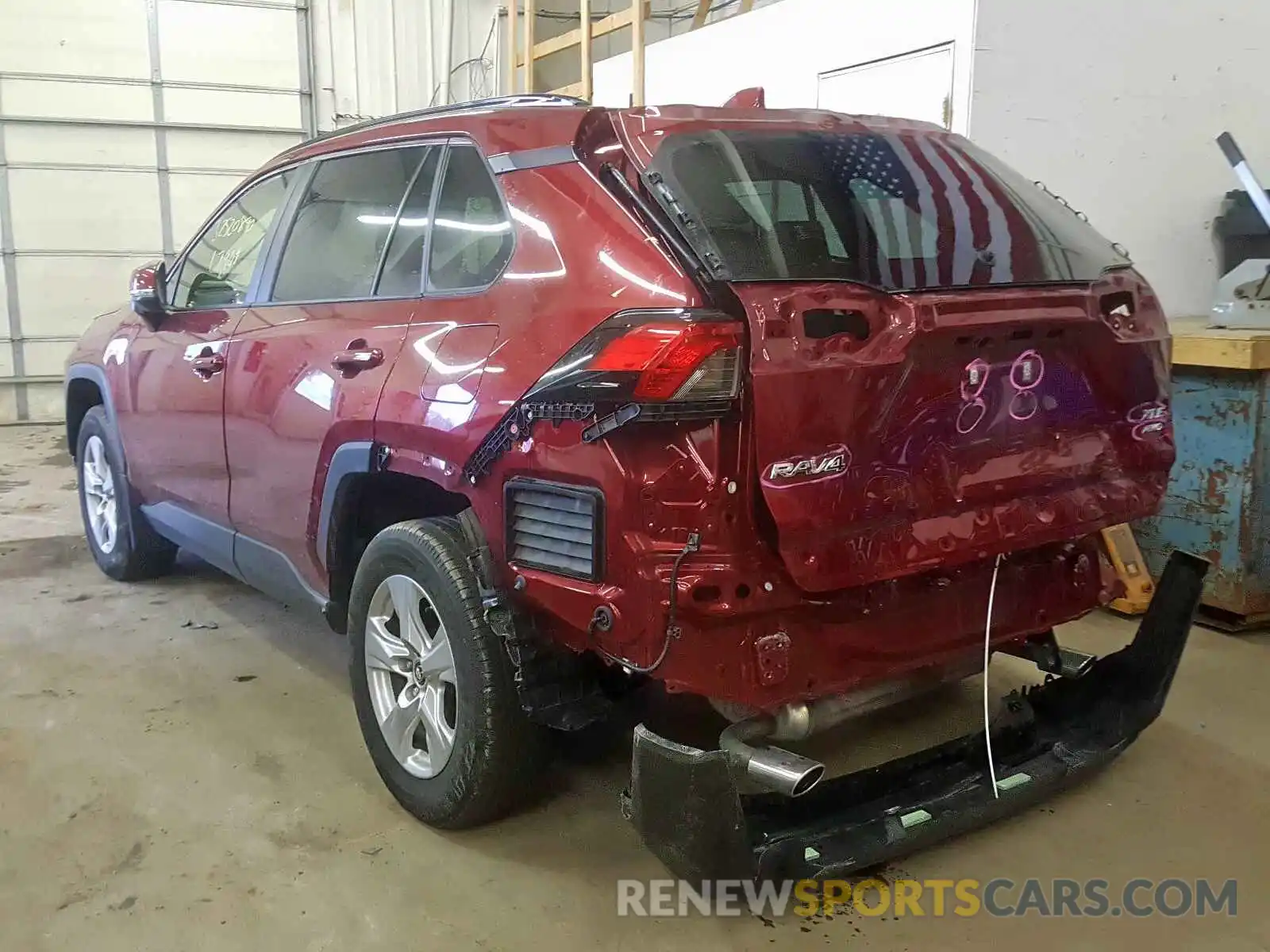 3 Photograph of a damaged car JTMP1RFV8KD516492 TOYOTA RAV4 2019