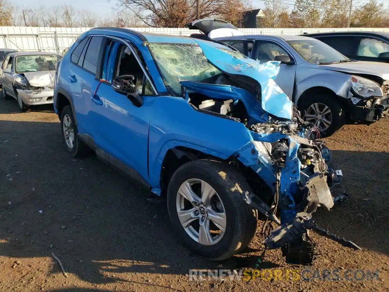 1 Photograph of a damaged car JTMP1RFV8KJ003874 TOYOTA RAV4 2019