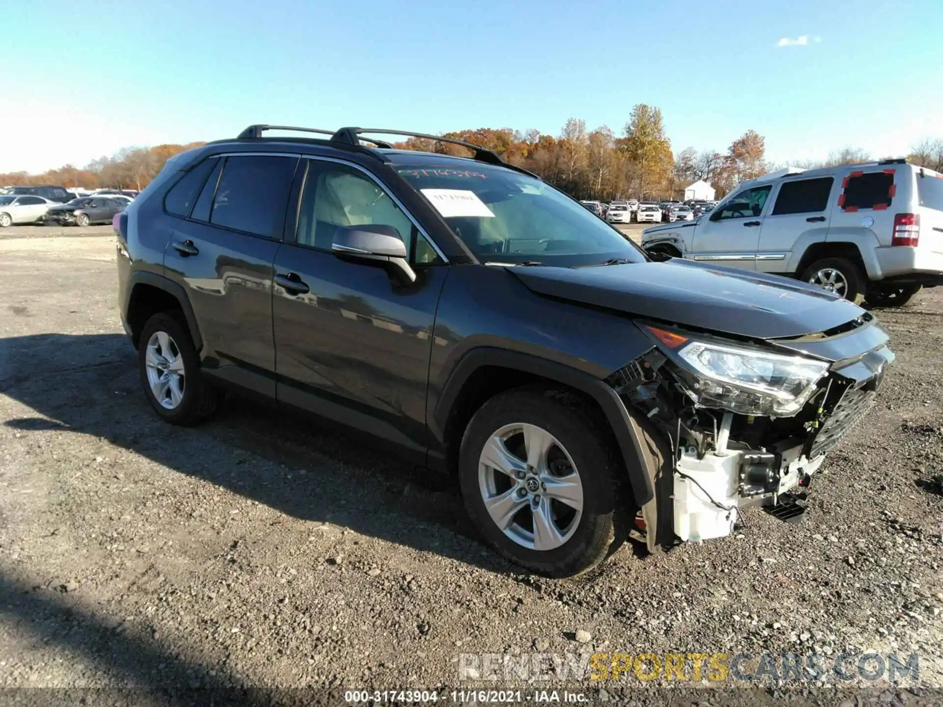 1 Photograph of a damaged car JTMP1RFV8KJ007228 TOYOTA RAV4 2019