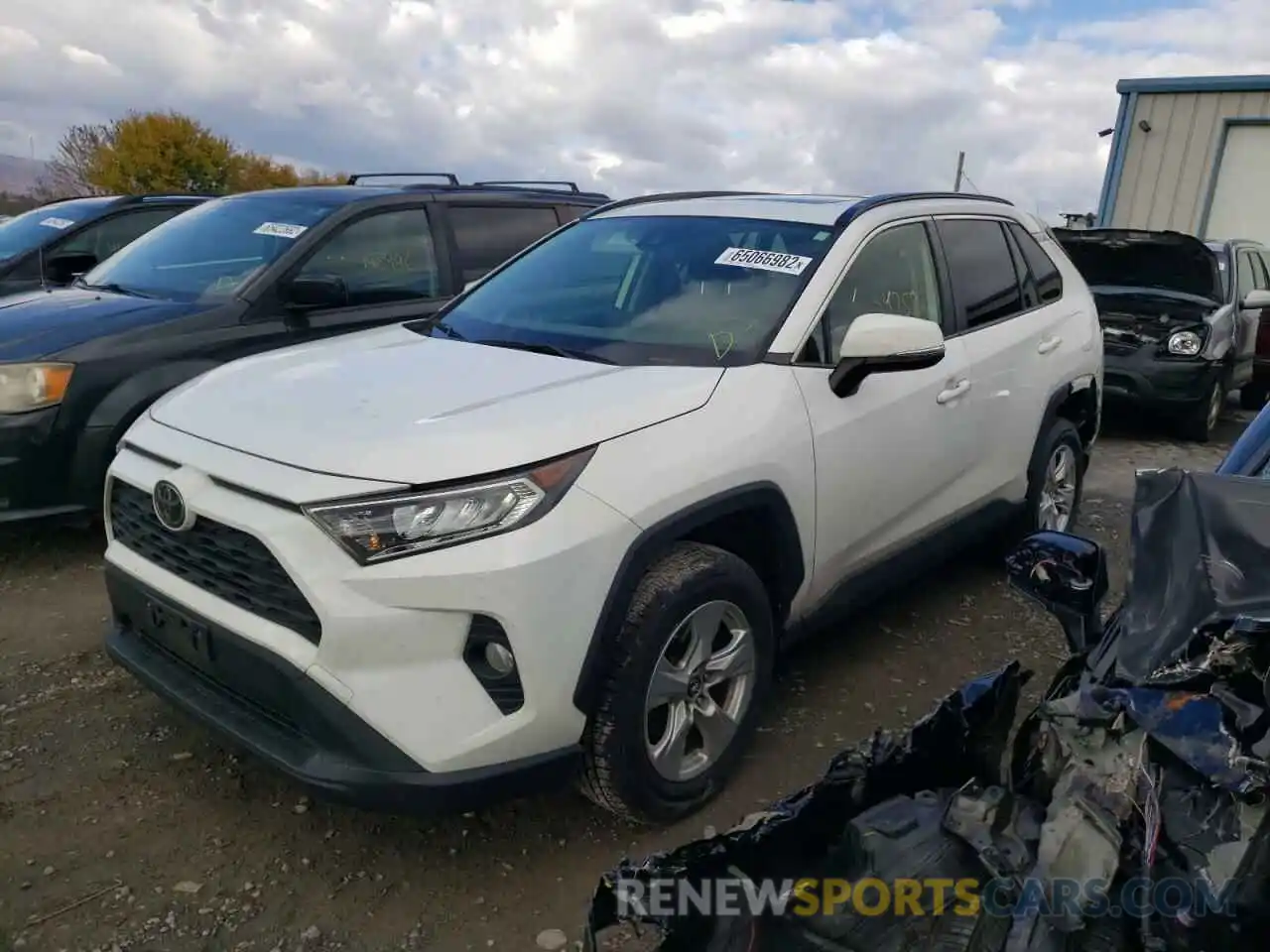 2 Photograph of a damaged car JTMP1RFV8KJ019234 TOYOTA RAV4 2019