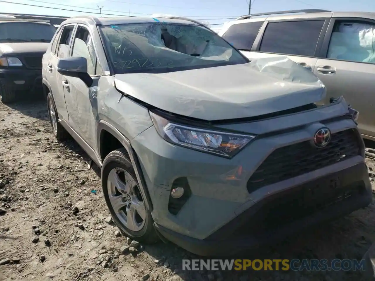 1 Photograph of a damaged car JTMP1RFV8KJ019668 TOYOTA RAV4 2019