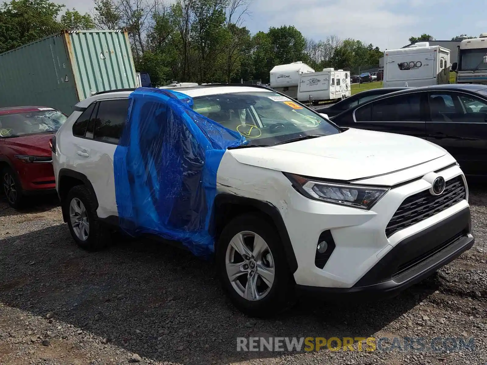 1 Photograph of a damaged car JTMP1RFV9KD002280 TOYOTA RAV4 2019