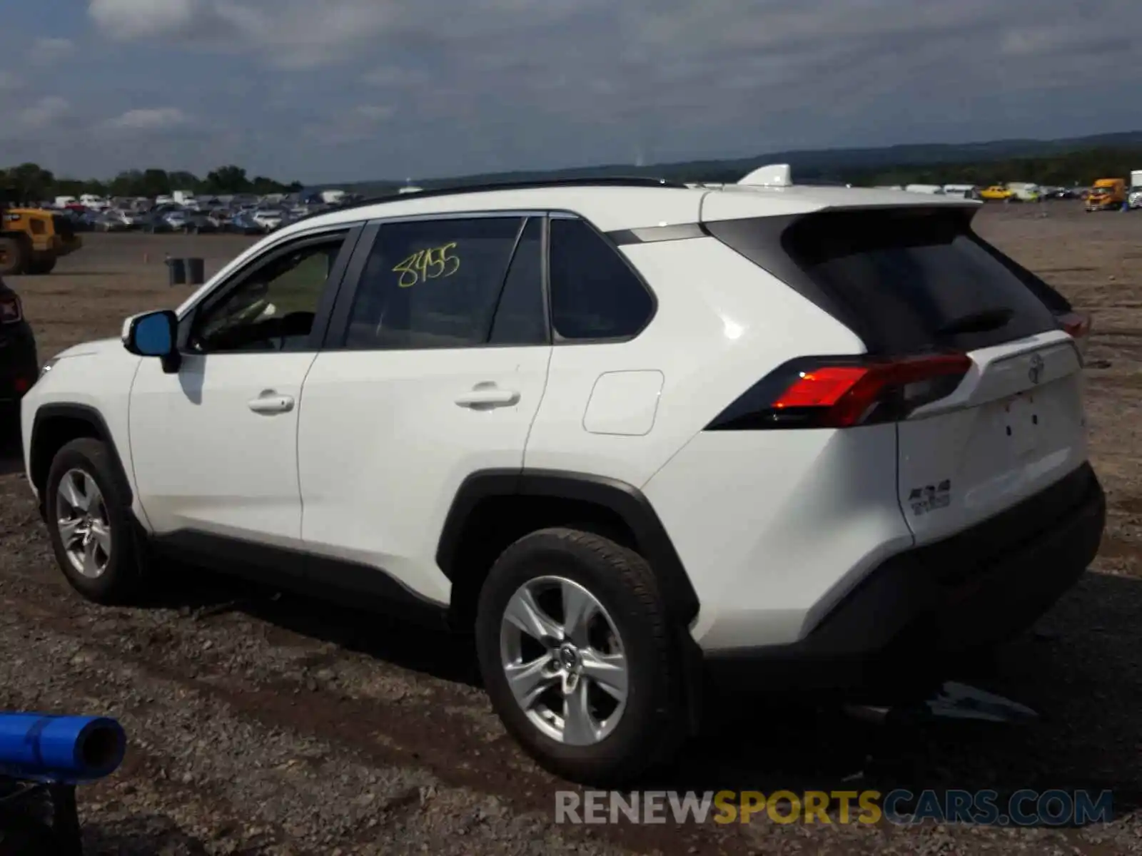 3 Photograph of a damaged car JTMP1RFV9KD002280 TOYOTA RAV4 2019