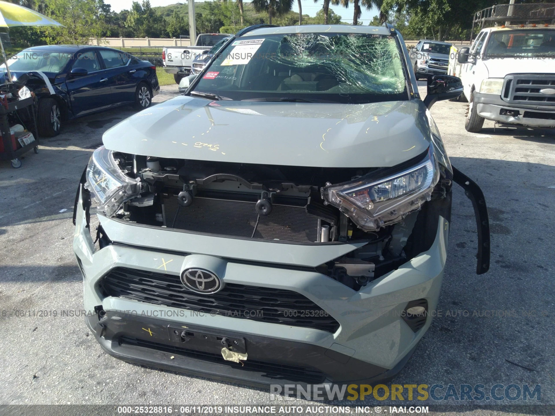 6 Photograph of a damaged car JTMP1RFV9KD003431 TOYOTA RAV4 2019