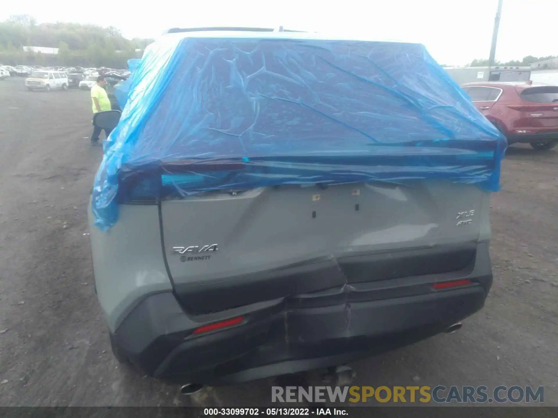 6 Photograph of a damaged car JTMP1RFV9KD005499 TOYOTA RAV4 2019