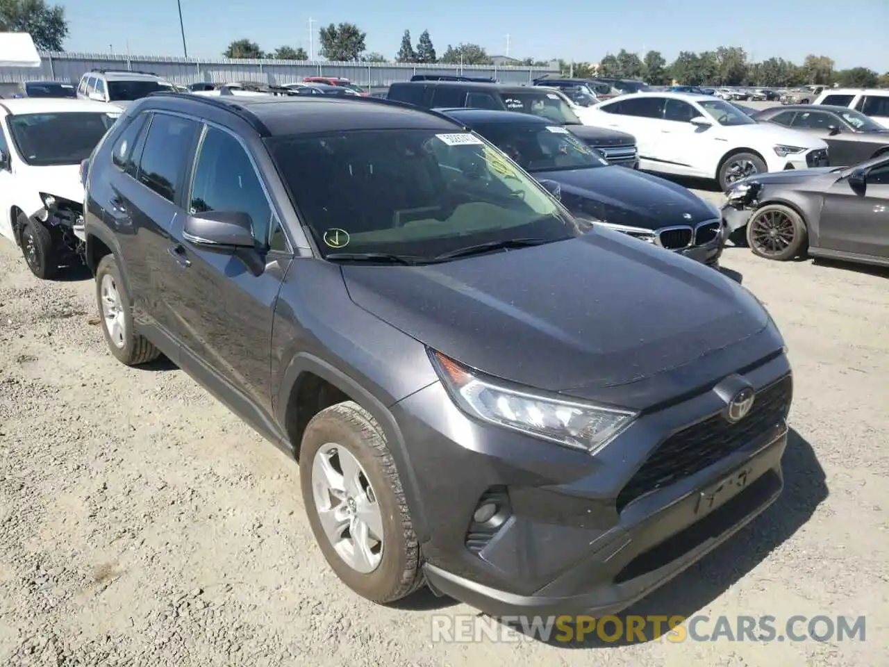 1 Photograph of a damaged car JTMP1RFV9KD011495 TOYOTA RAV4 2019