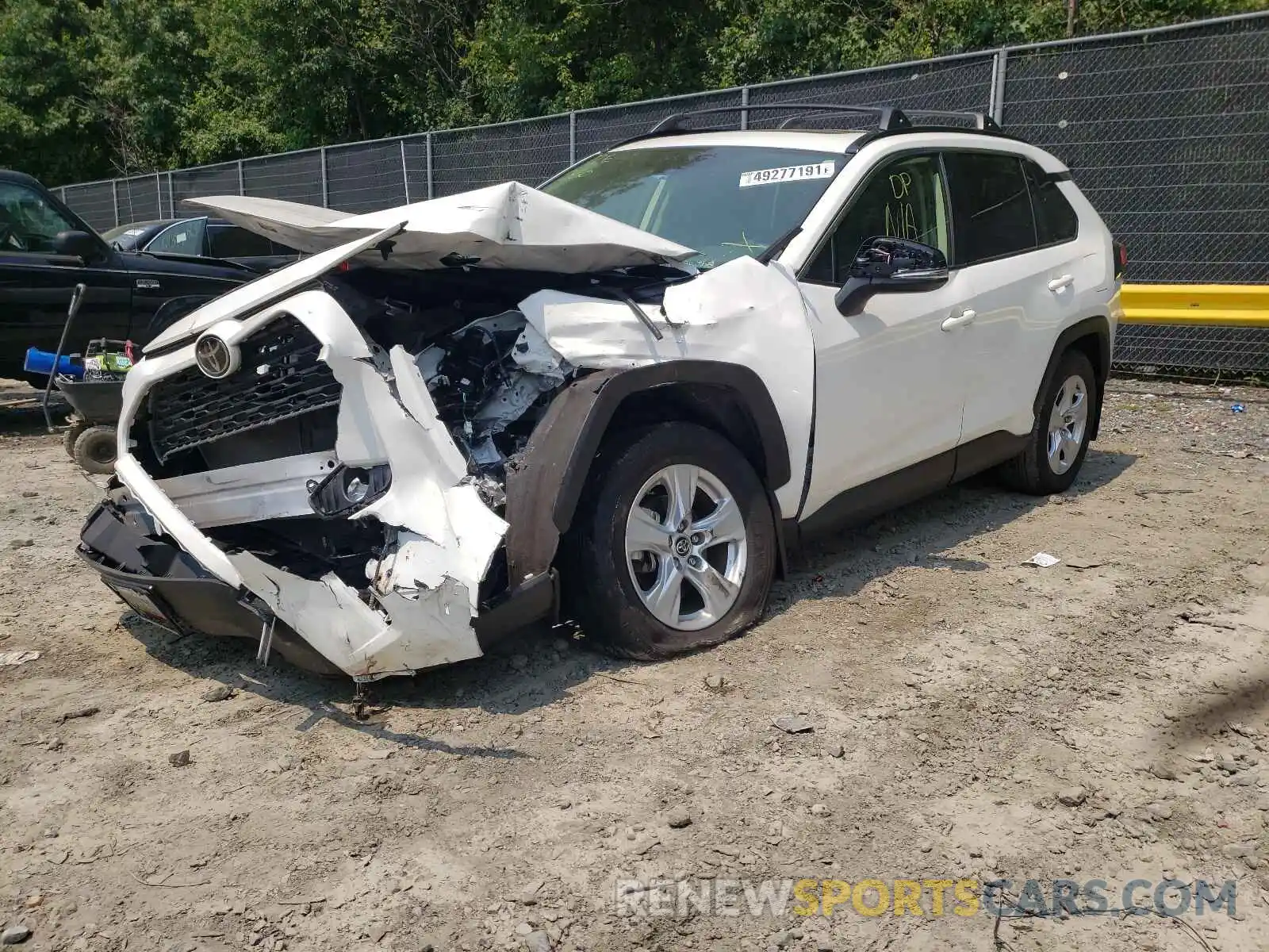 2 Photograph of a damaged car JTMP1RFV9KD016678 TOYOTA RAV4 2019