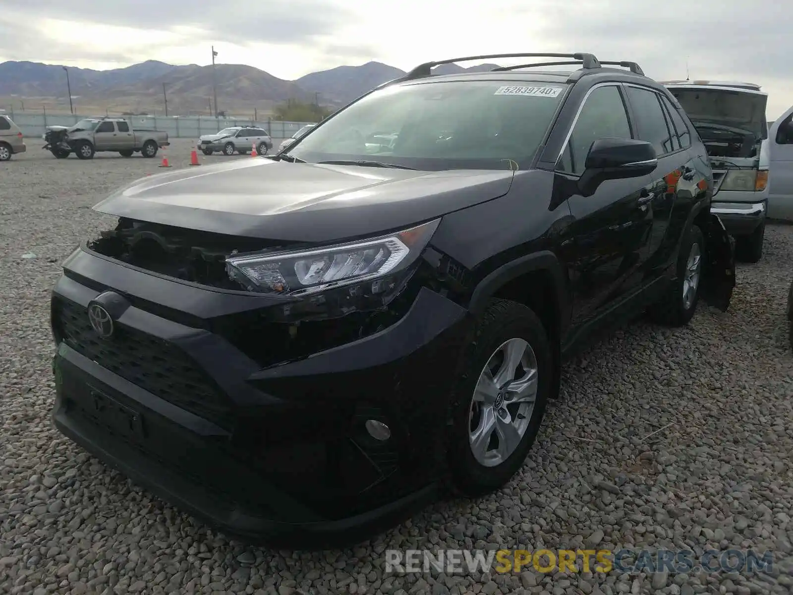 2 Photograph of a damaged car JTMP1RFV9KD028345 TOYOTA RAV4 2019