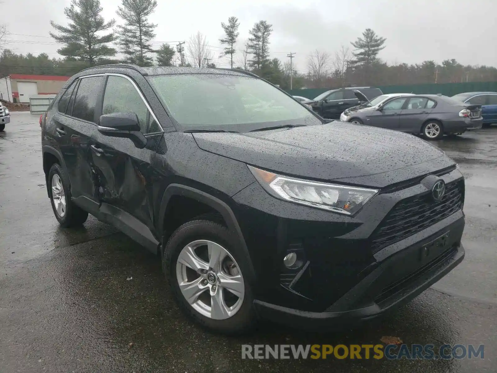 1 Photograph of a damaged car JTMP1RFV9KD028829 TOYOTA RAV4 2019