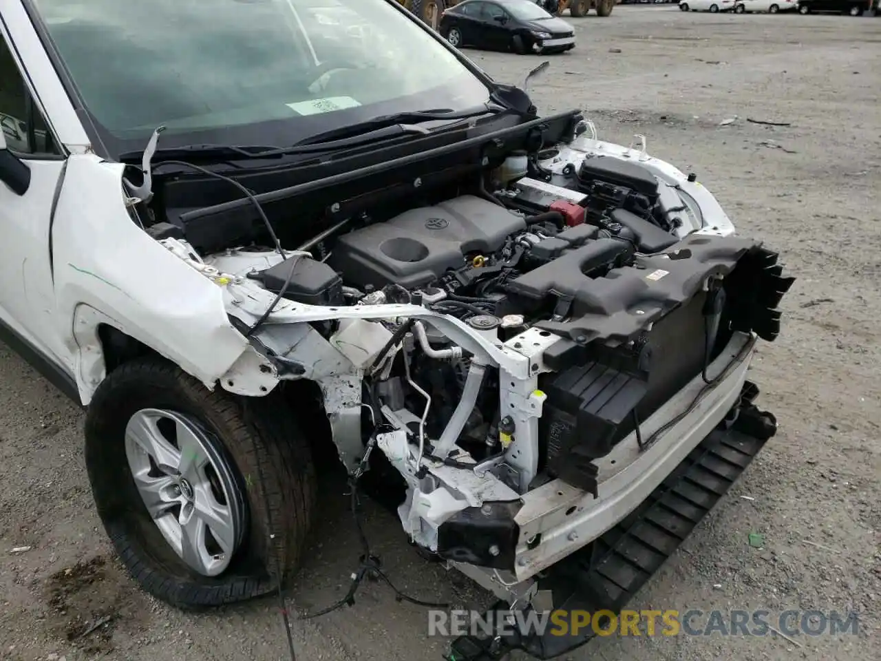 9 Photograph of a damaged car JTMP1RFV9KD035165 TOYOTA RAV4 2019