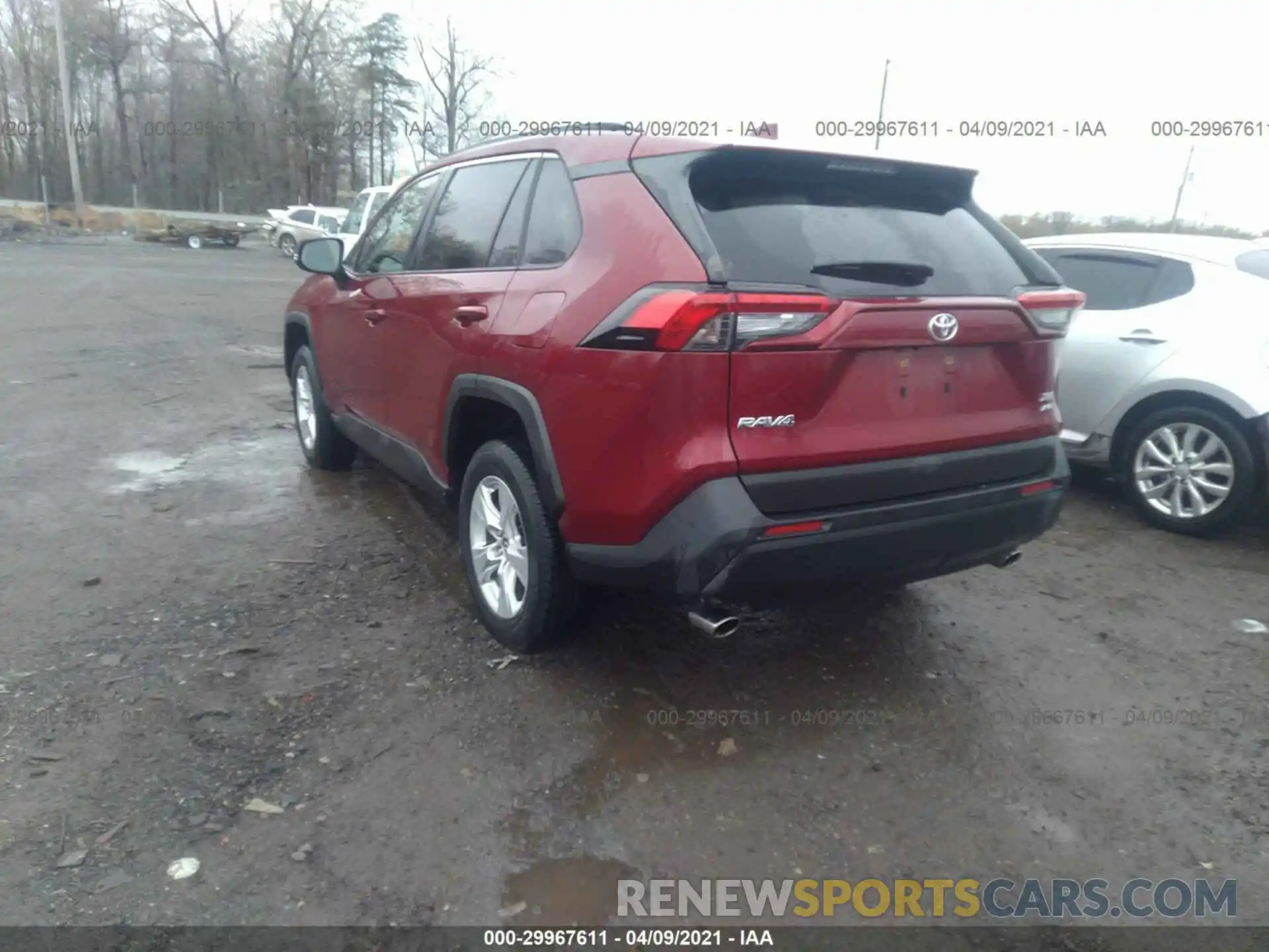 3 Фотография поврежденного автомобиля JTMP1RFV9KD037594 TOYOTA RAV4 2019