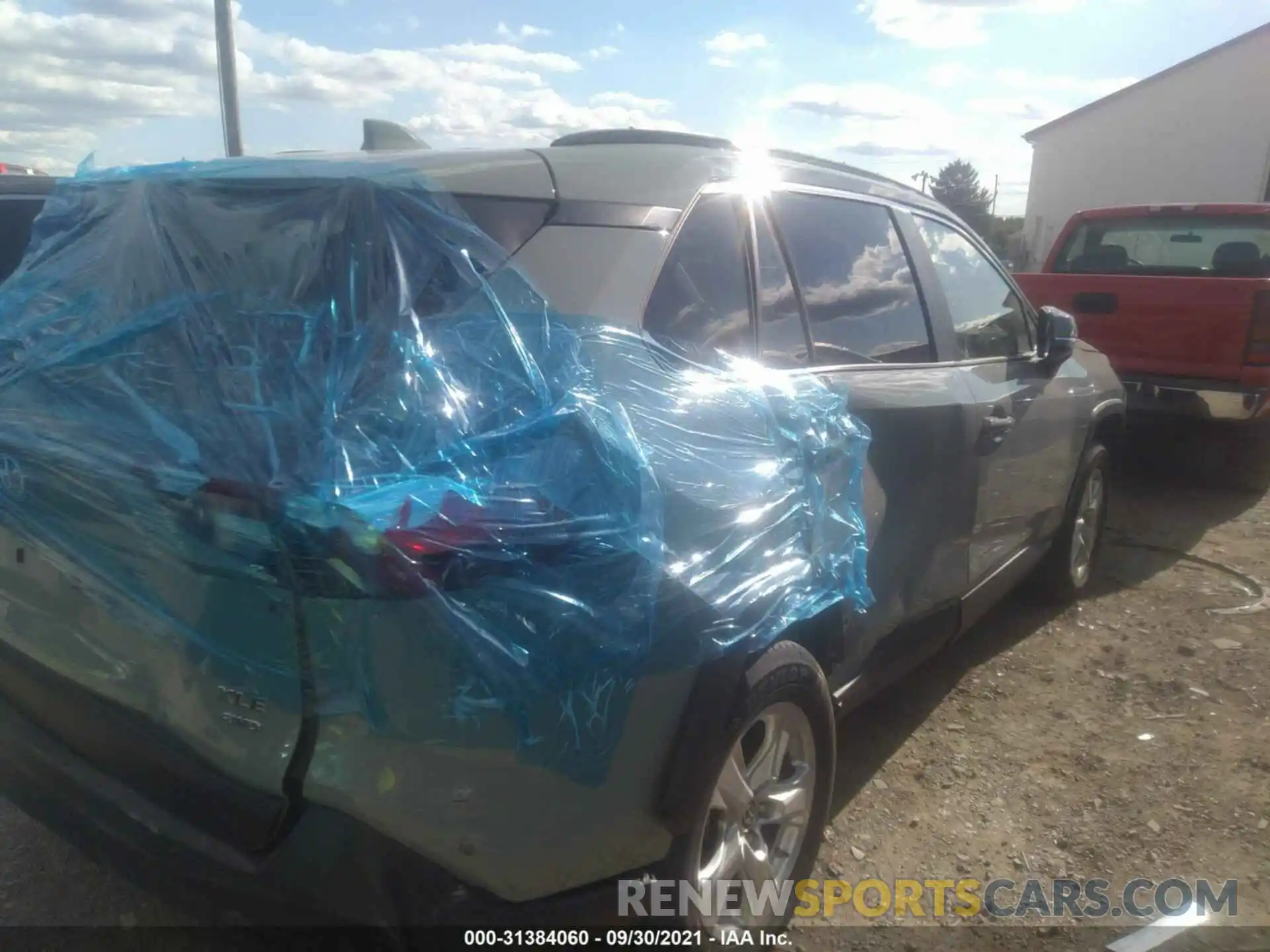 6 Фотография поврежденного автомобиля JTMP1RFV9KD042150 TOYOTA RAV4 2019