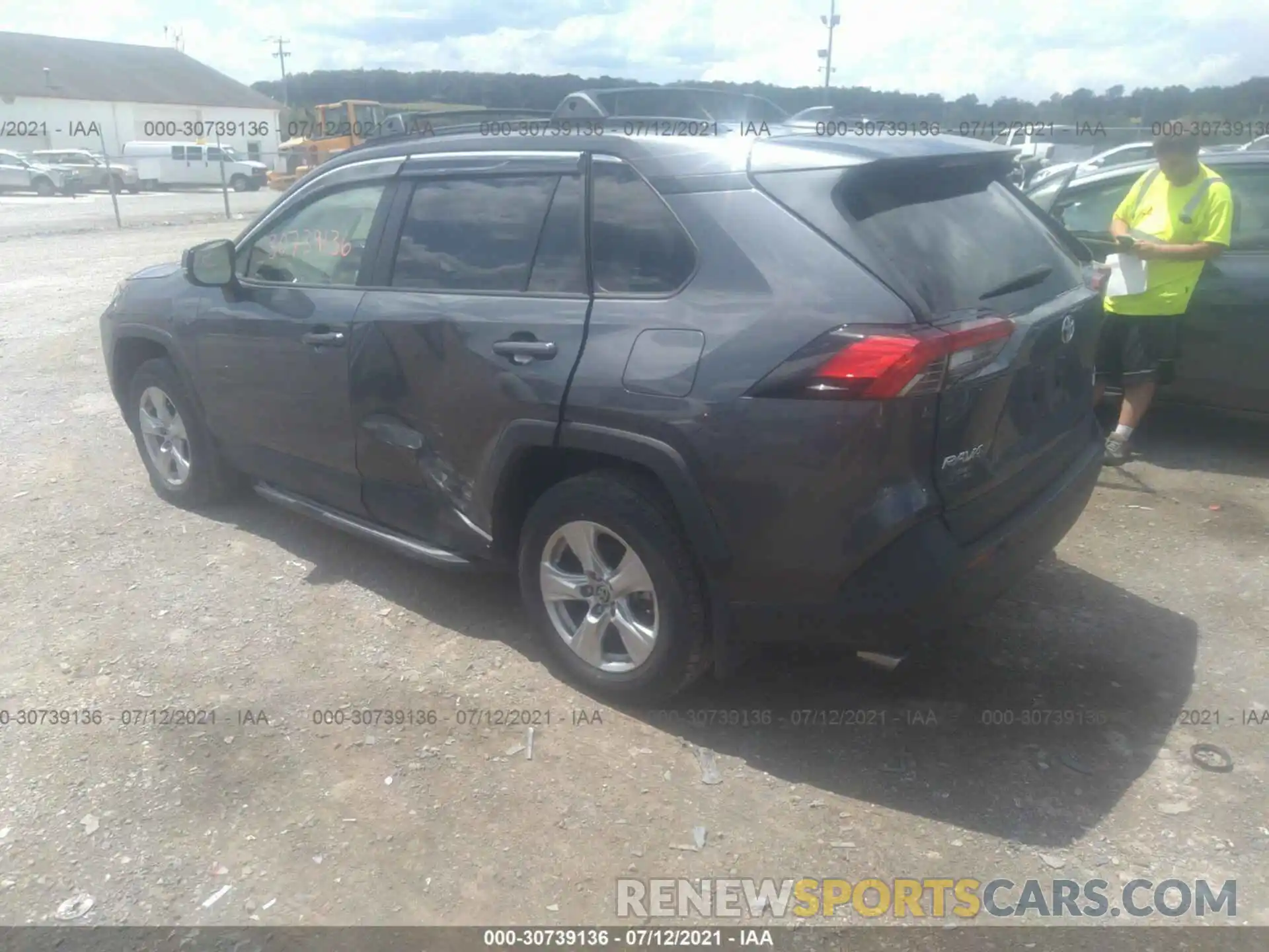 3 Photograph of a damaged car JTMP1RFV9KD044822 TOYOTA RAV4 2019