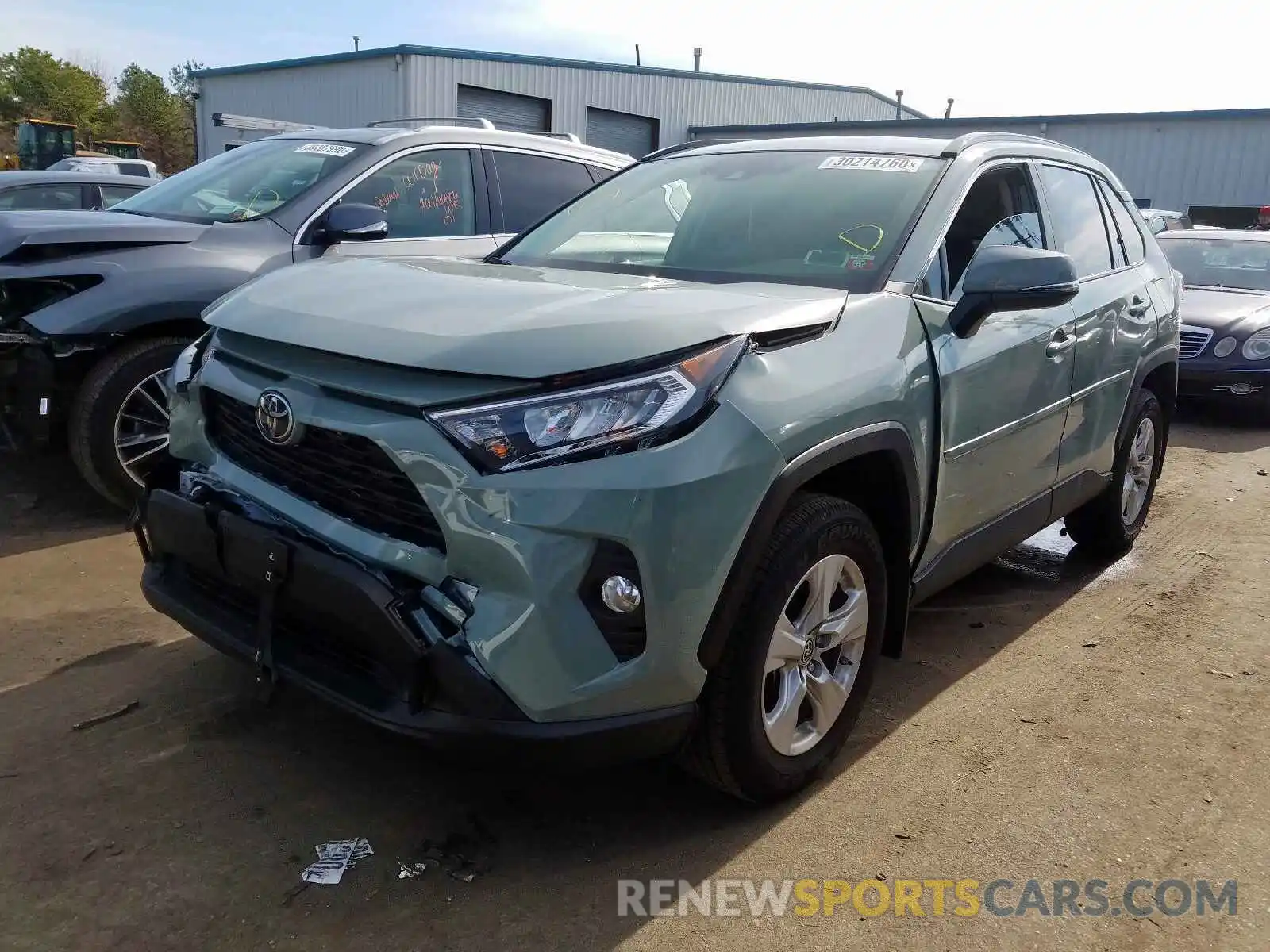 2 Photograph of a damaged car JTMP1RFV9KD045727 TOYOTA RAV4 2019