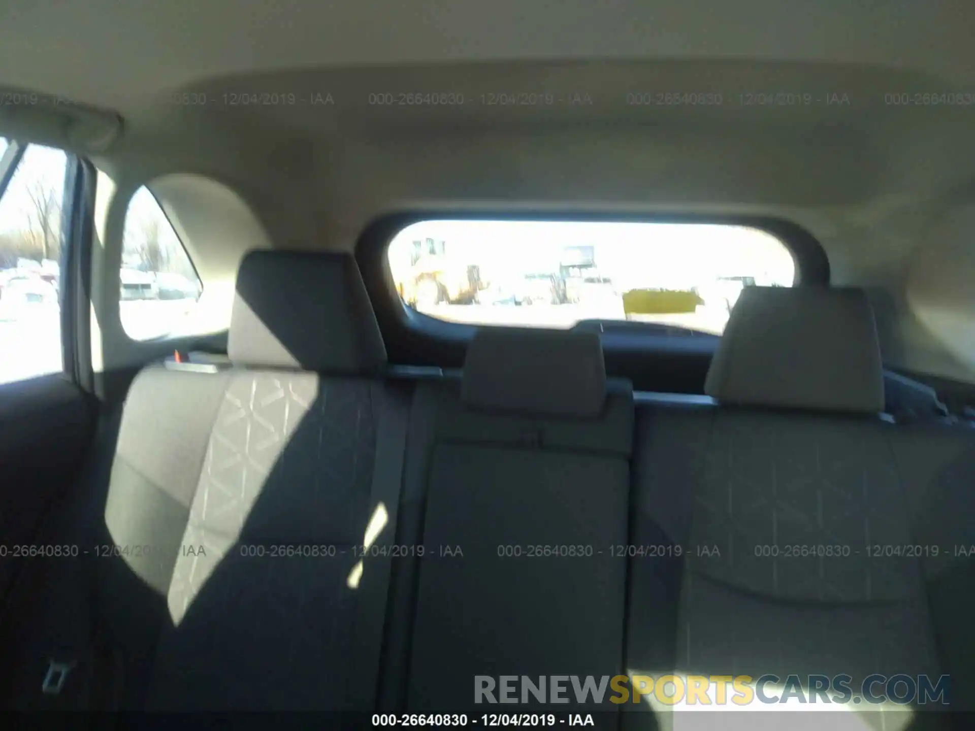 8 Photograph of a damaged car JTMP1RFV9KD047350 TOYOTA RAV4 2019