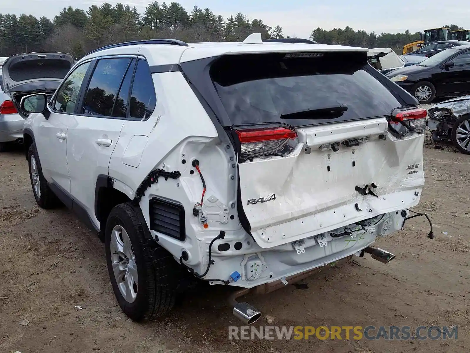 3 Фотография поврежденного автомобиля JTMP1RFV9KD501581 TOYOTA RAV4 2019