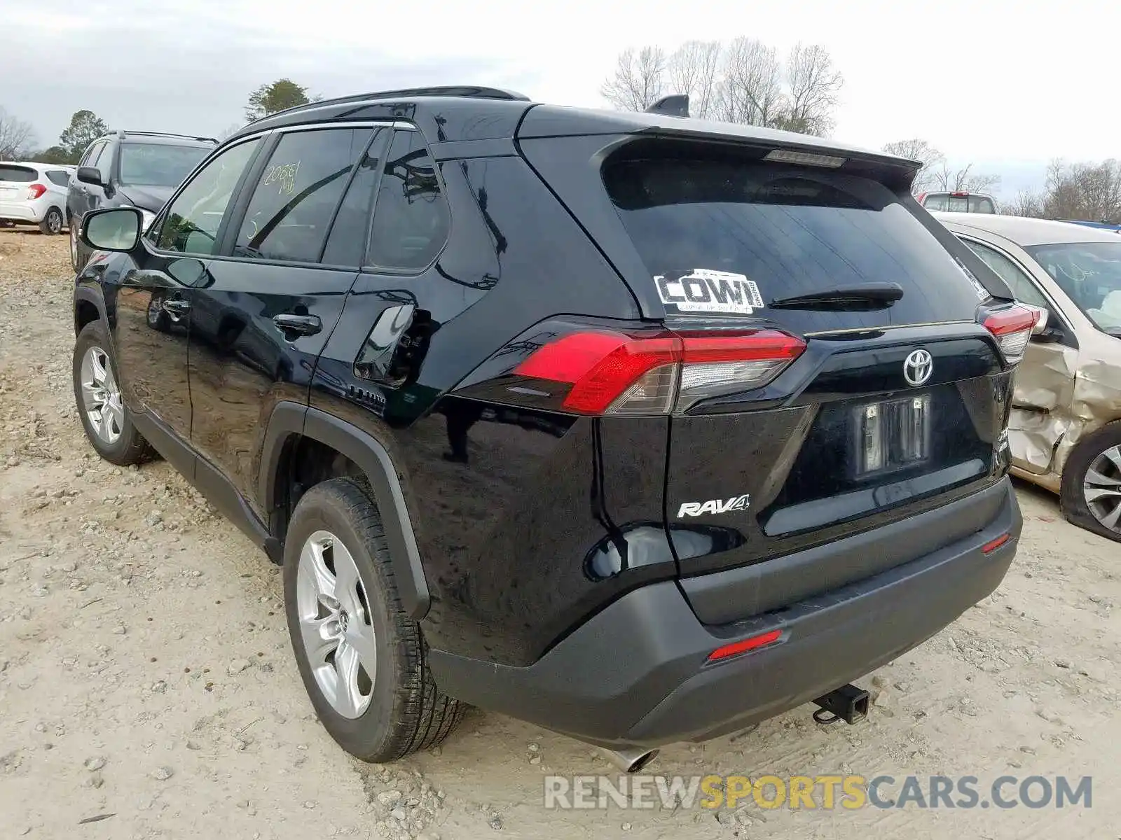 3 Photograph of a damaged car JTMP1RFV9KD502424 TOYOTA RAV4 2019