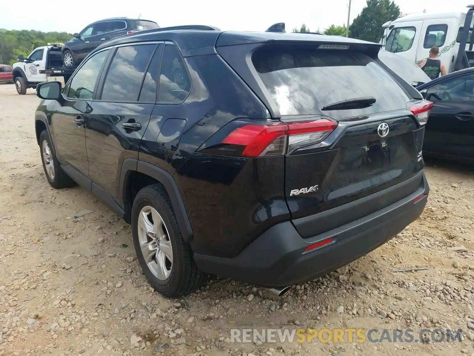 3 Photograph of a damaged car JTMP1RFV9KD502813 TOYOTA RAV4 2019