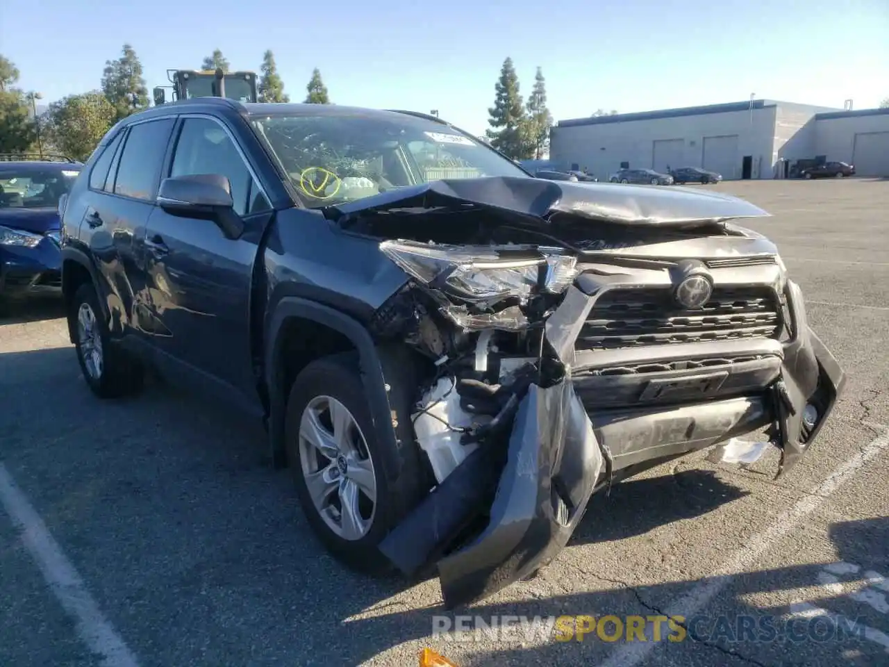 1 Photograph of a damaged car JTMP1RFV9KD504142 TOYOTA RAV4 2019