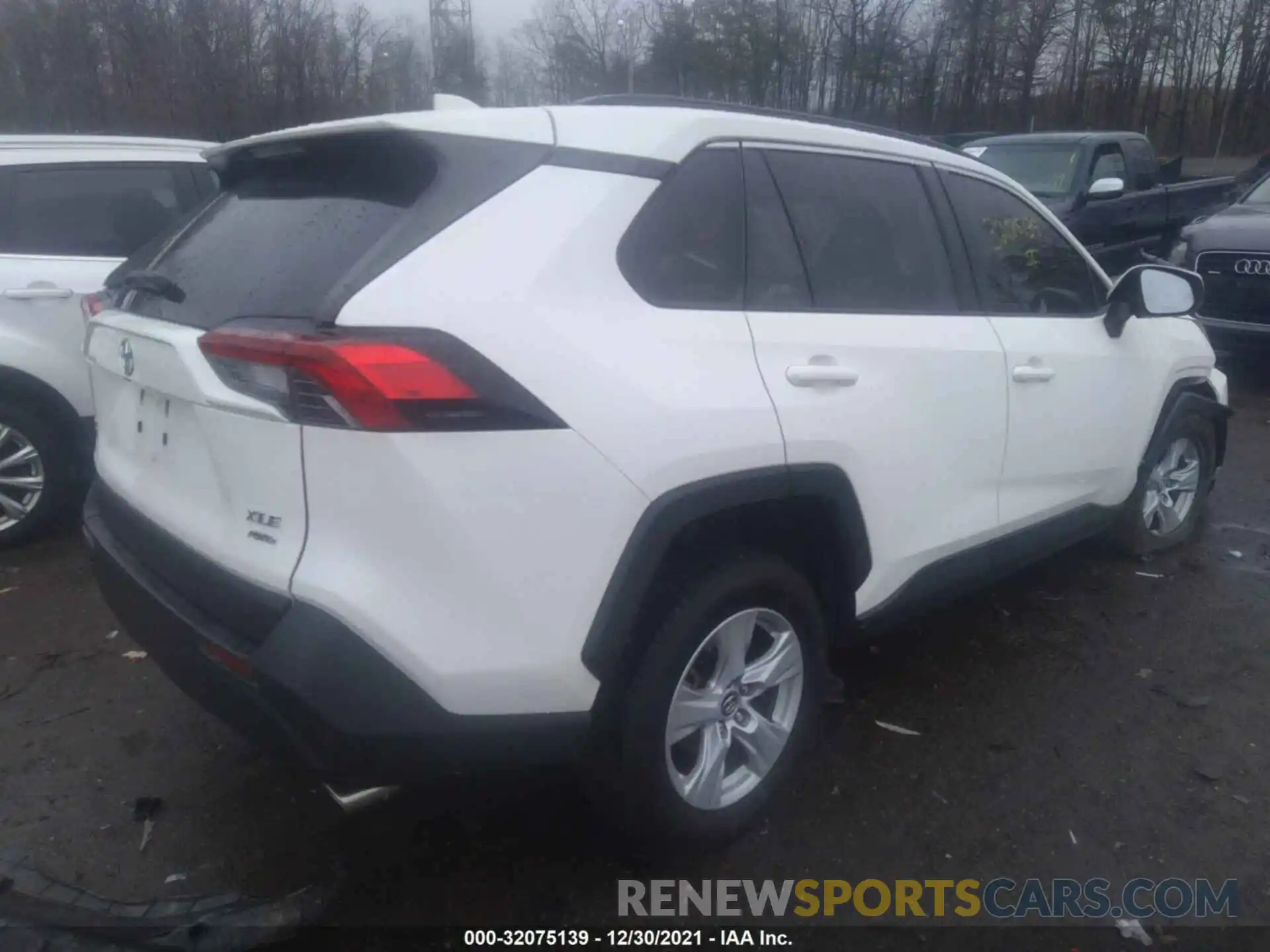 4 Фотография поврежденного автомобиля JTMP1RFV9KD507722 TOYOTA RAV4 2019