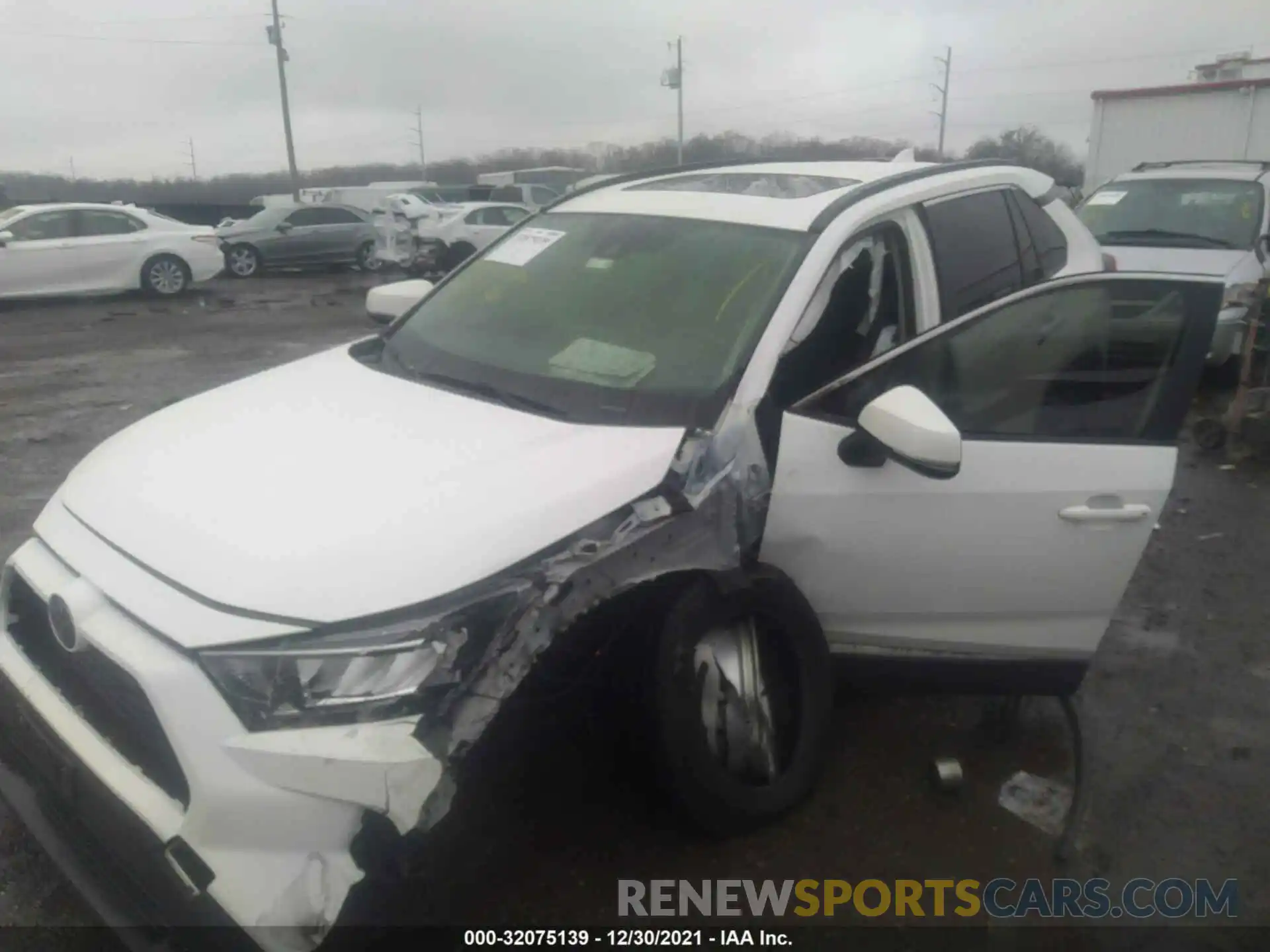 6 Photograph of a damaged car JTMP1RFV9KD507722 TOYOTA RAV4 2019