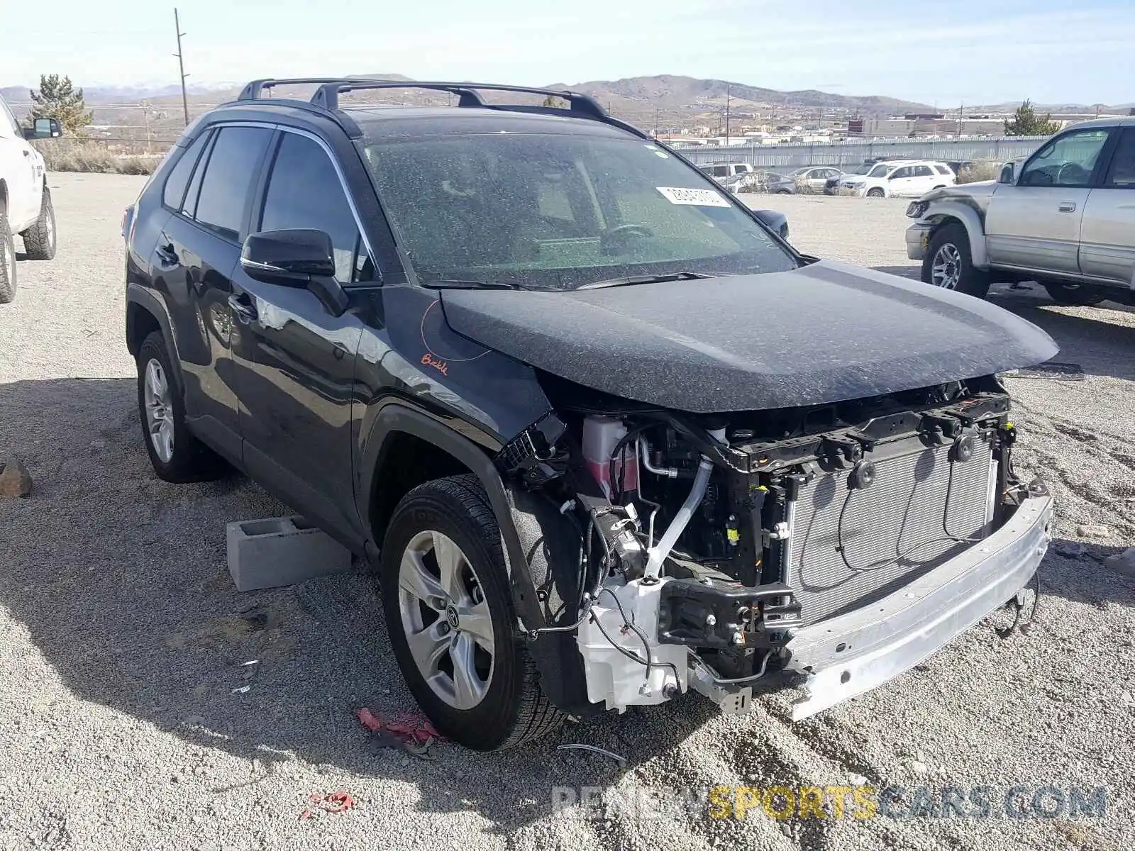 1 Photograph of a damaged car JTMP1RFV9KD508272 TOYOTA RAV4 2019