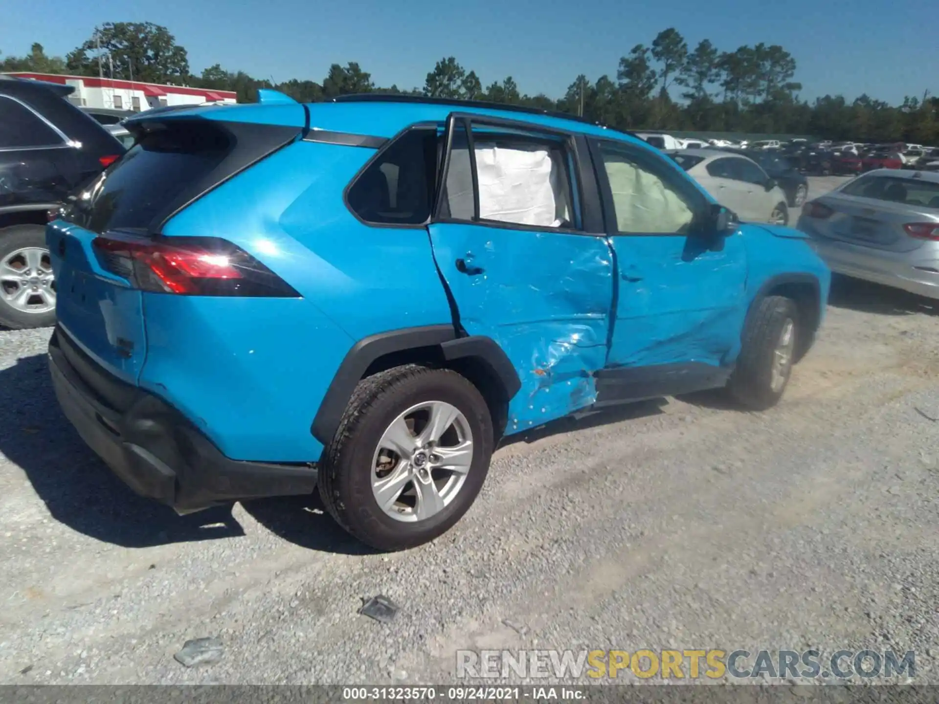 4 Photograph of a damaged car JTMP1RFV9KD508563 TOYOTA RAV4 2019