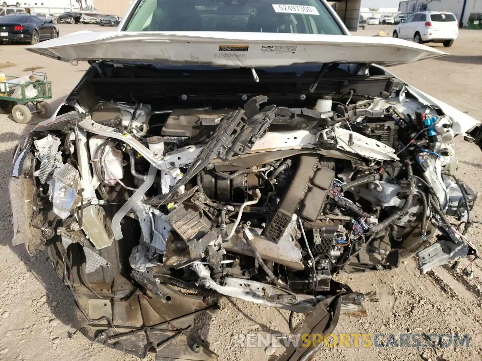 9 Photograph of a damaged car JTMP1RFV9KD513102 TOYOTA RAV4 2019