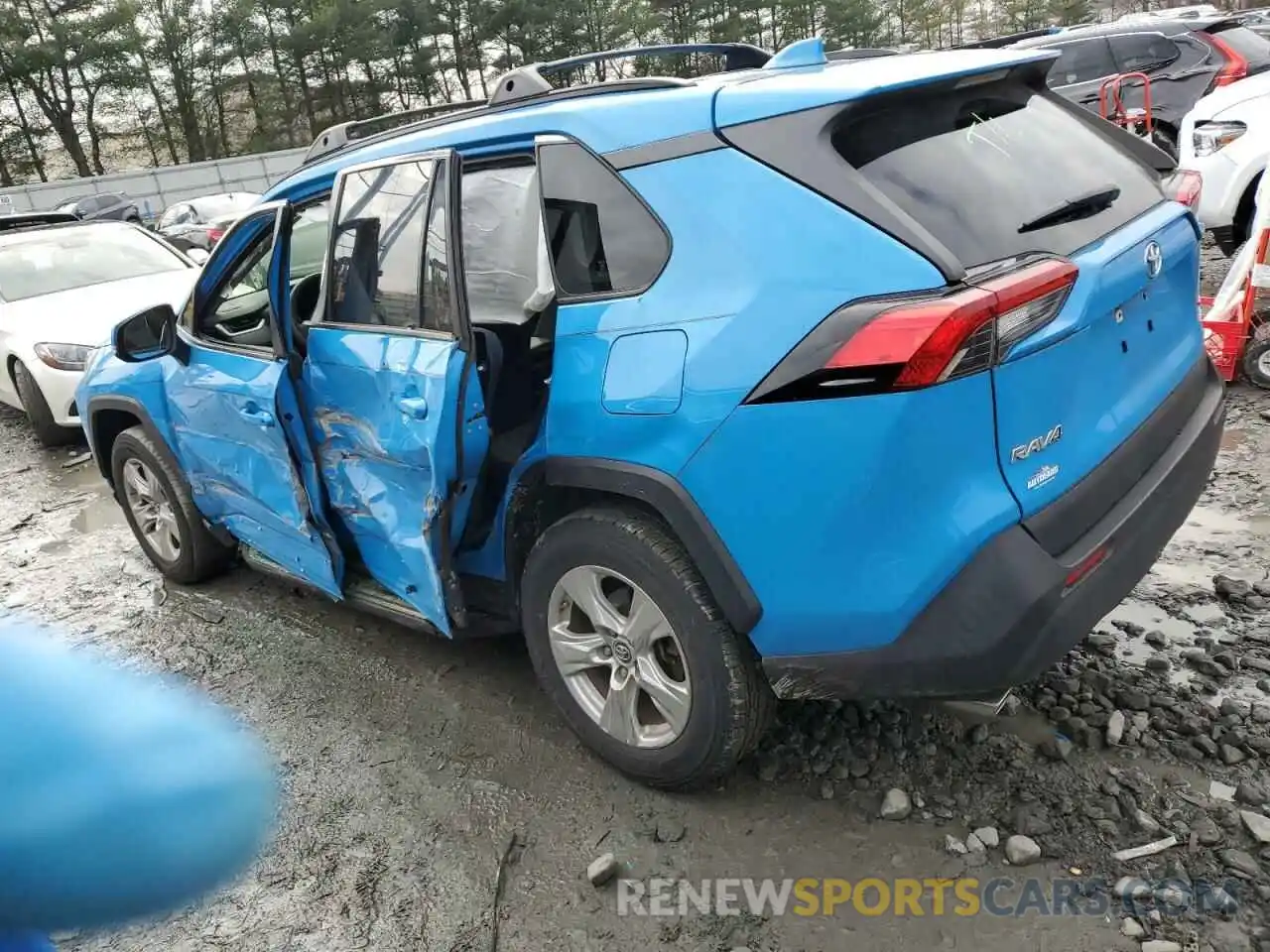 2 Photograph of a damaged car JTMP1RFV9KD513312 TOYOTA RAV4 2019