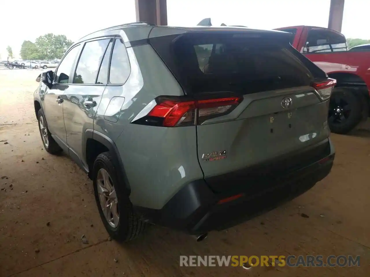 3 Photograph of a damaged car JTMP1RFV9KD516114 TOYOTA RAV4 2019