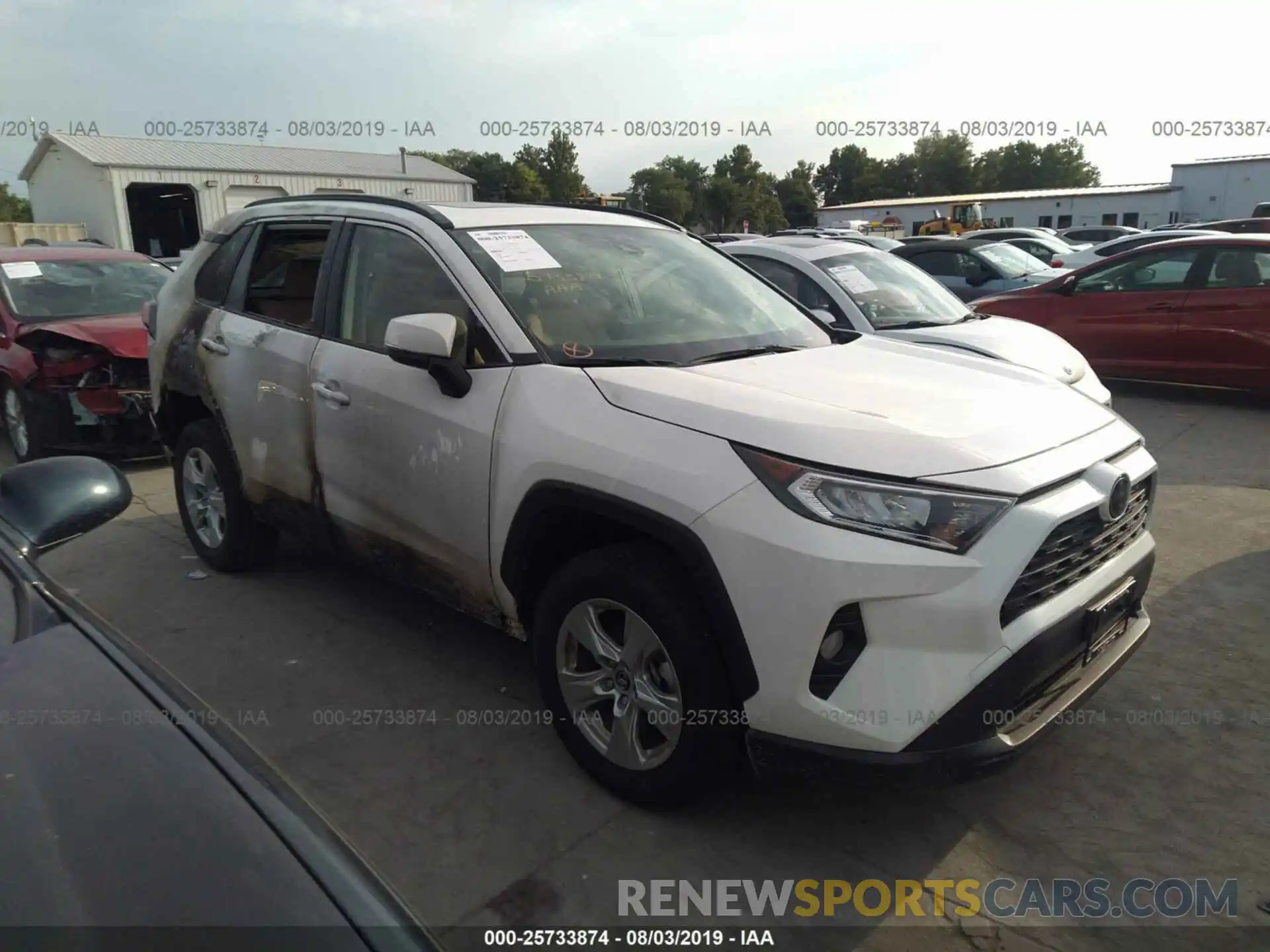 1 Photograph of a damaged car JTMP1RFV9KD517277 TOYOTA RAV4 2019