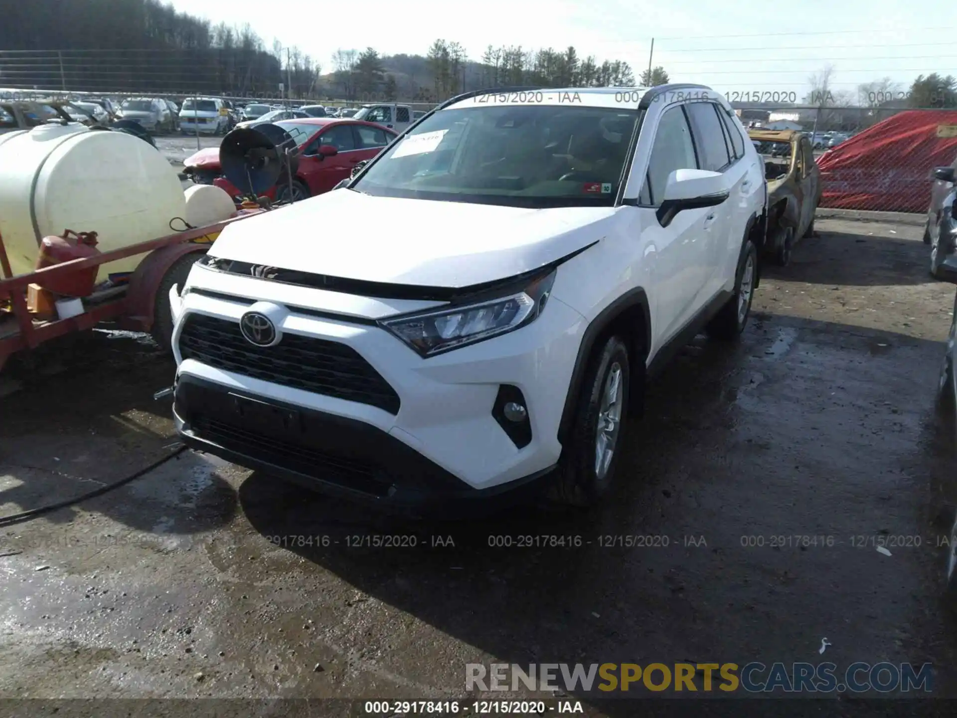 2 Фотография поврежденного автомобиля JTMP1RFV9KD521507 TOYOTA RAV4 2019