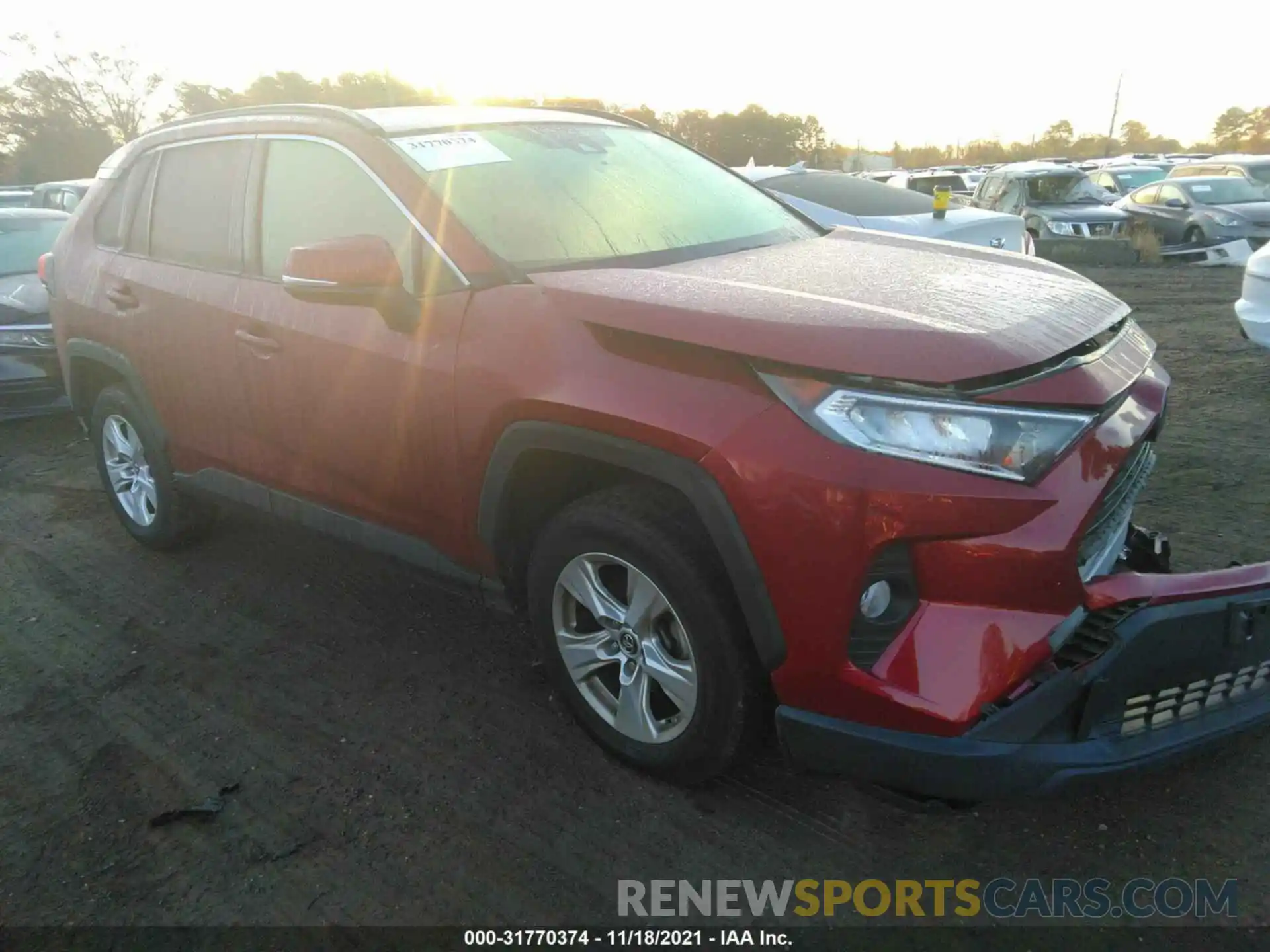 1 Photograph of a damaged car JTMP1RFV9KJ007626 TOYOTA RAV4 2019