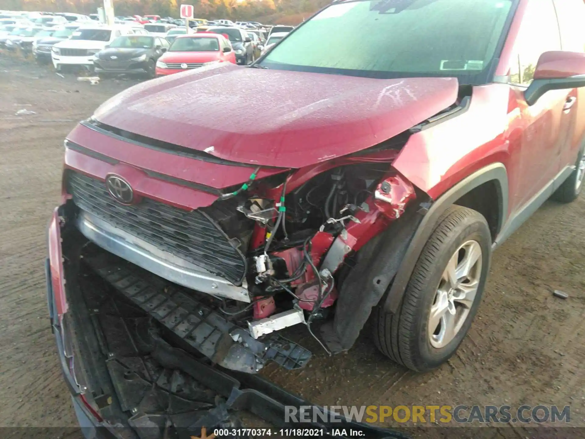 6 Photograph of a damaged car JTMP1RFV9KJ007626 TOYOTA RAV4 2019