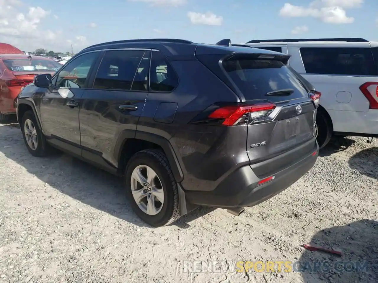 3 Photograph of a damaged car JTMP1RFV9KJ024040 TOYOTA RAV4 2019