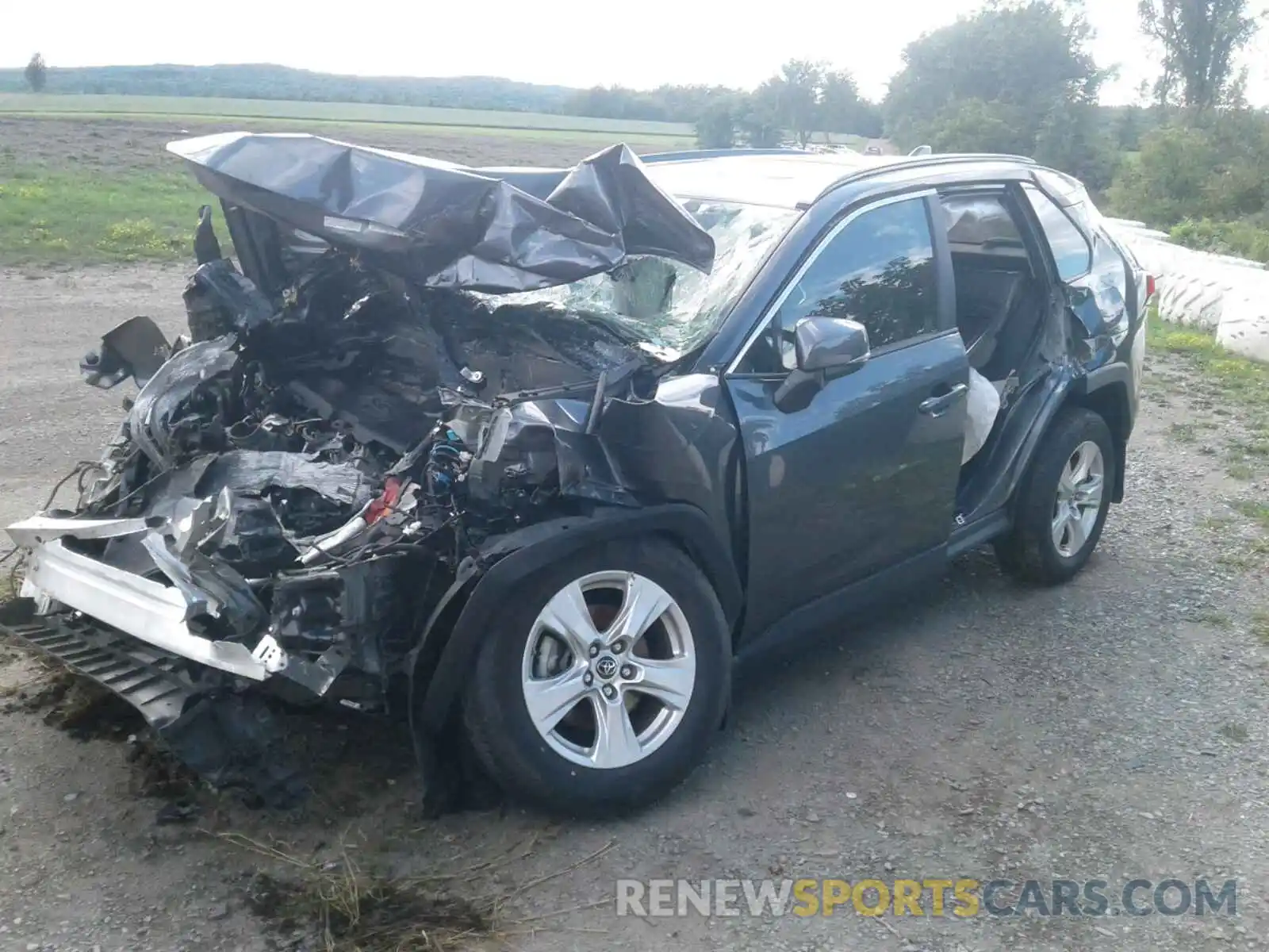 2 Photograph of a damaged car JTMP1RFVXKD004099 TOYOTA RAV4 2019