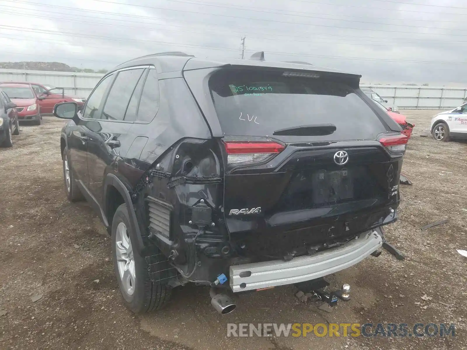 3 Photograph of a damaged car JTMP1RFVXKD006144 TOYOTA RAV4 2019