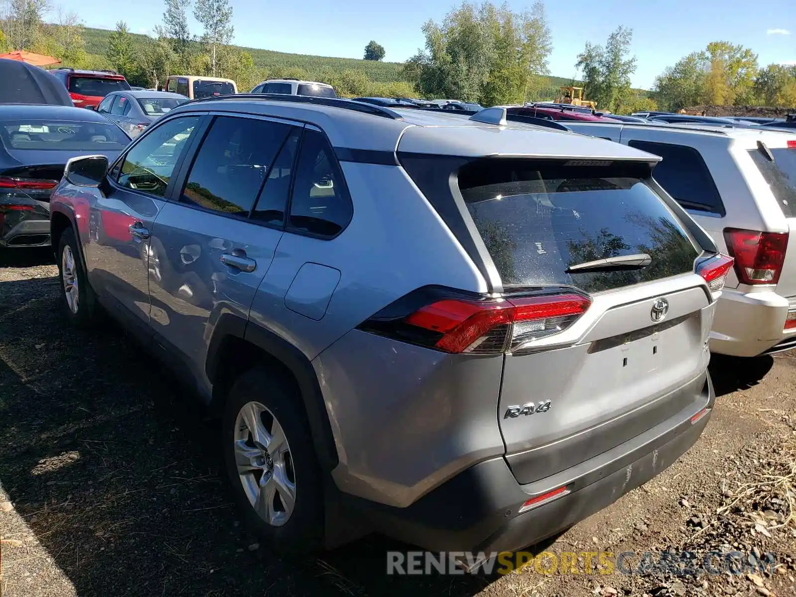 3 Photograph of a damaged car JTMP1RFVXKD006211 TOYOTA RAV4 2019