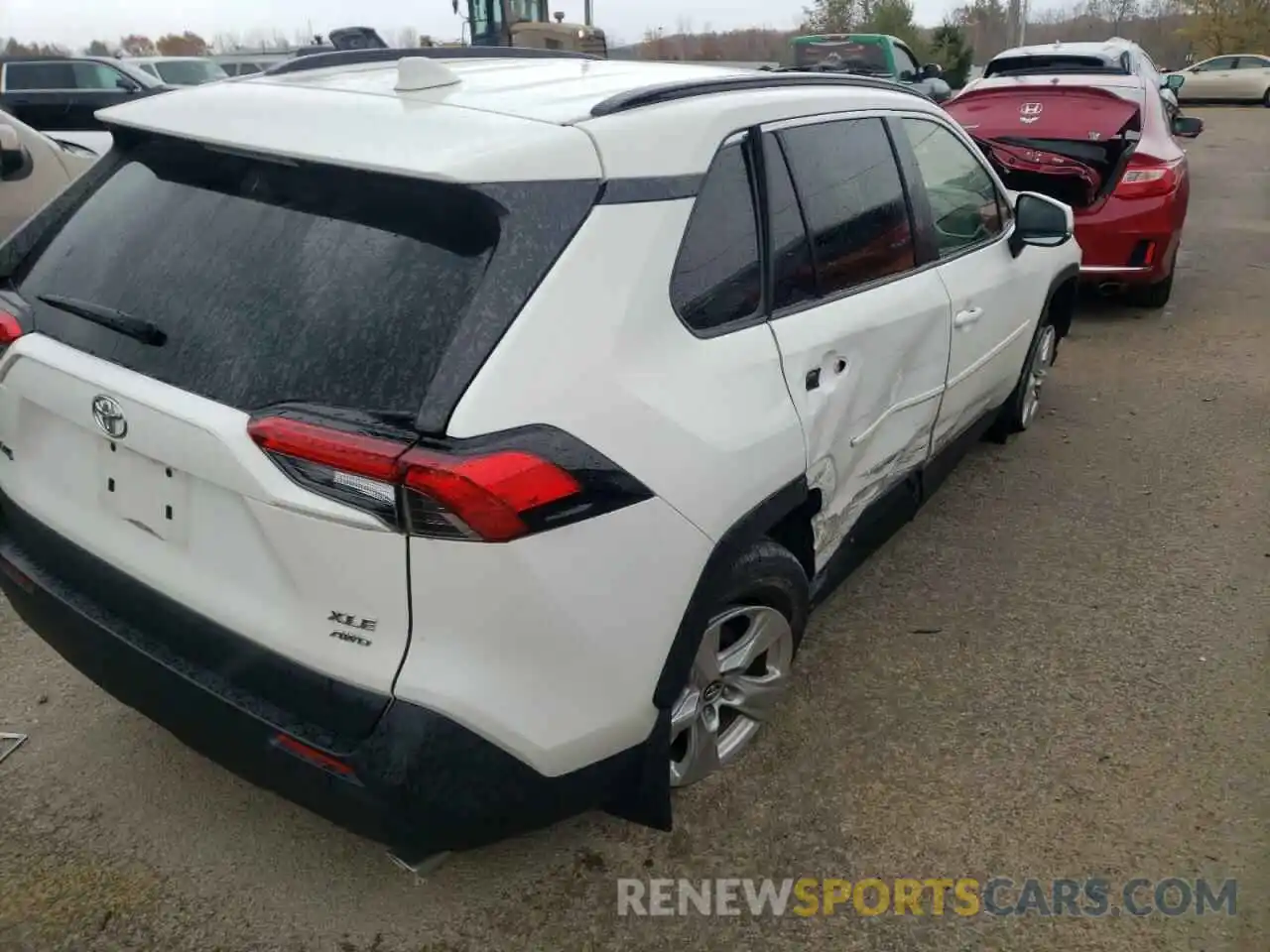 4 Photograph of a damaged car JTMP1RFVXKD008167 TOYOTA RAV4 2019