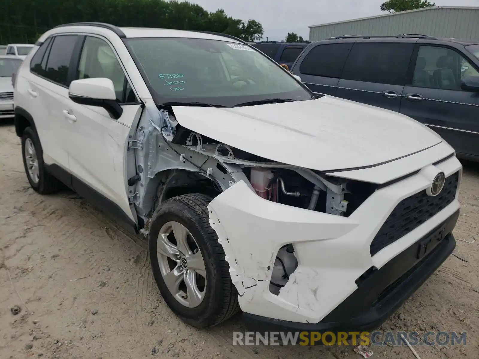 1 Photograph of a damaged car JTMP1RFVXKD018813 TOYOTA RAV4 2019