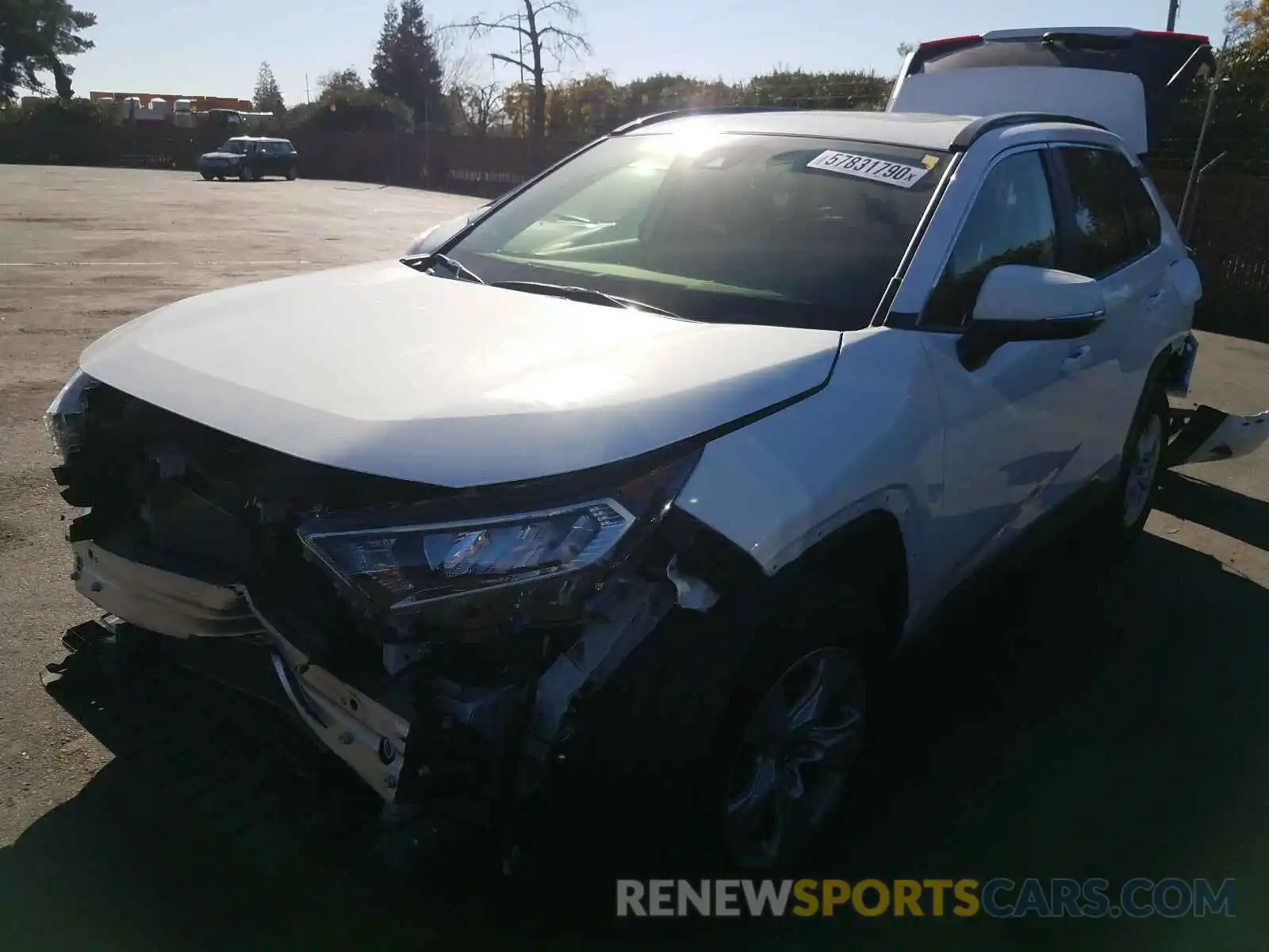 2 Photograph of a damaged car JTMP1RFVXKD025468 TOYOTA RAV4 2019