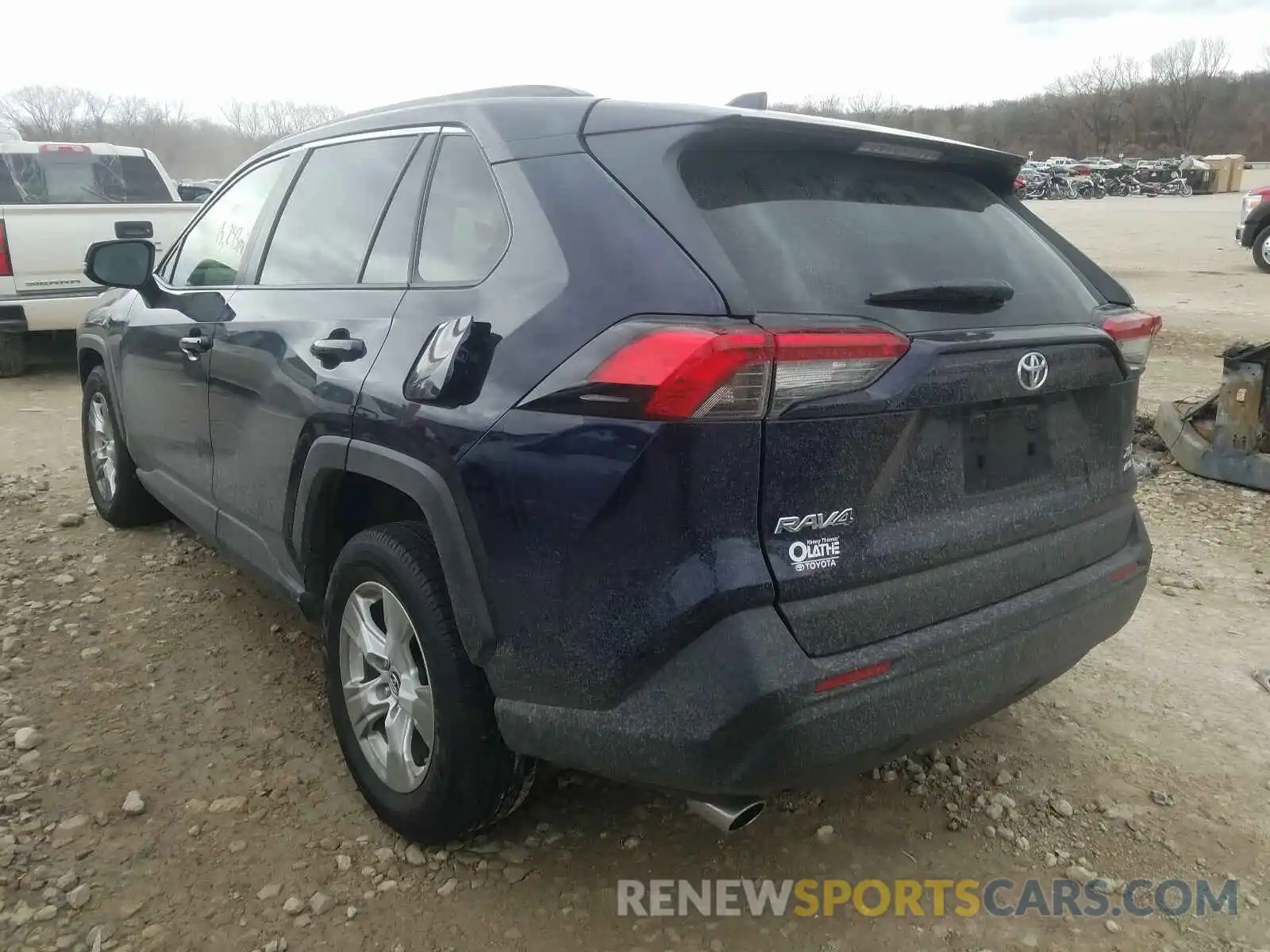 3 Photograph of a damaged car JTMP1RFVXKD033392 TOYOTA RAV4 2019