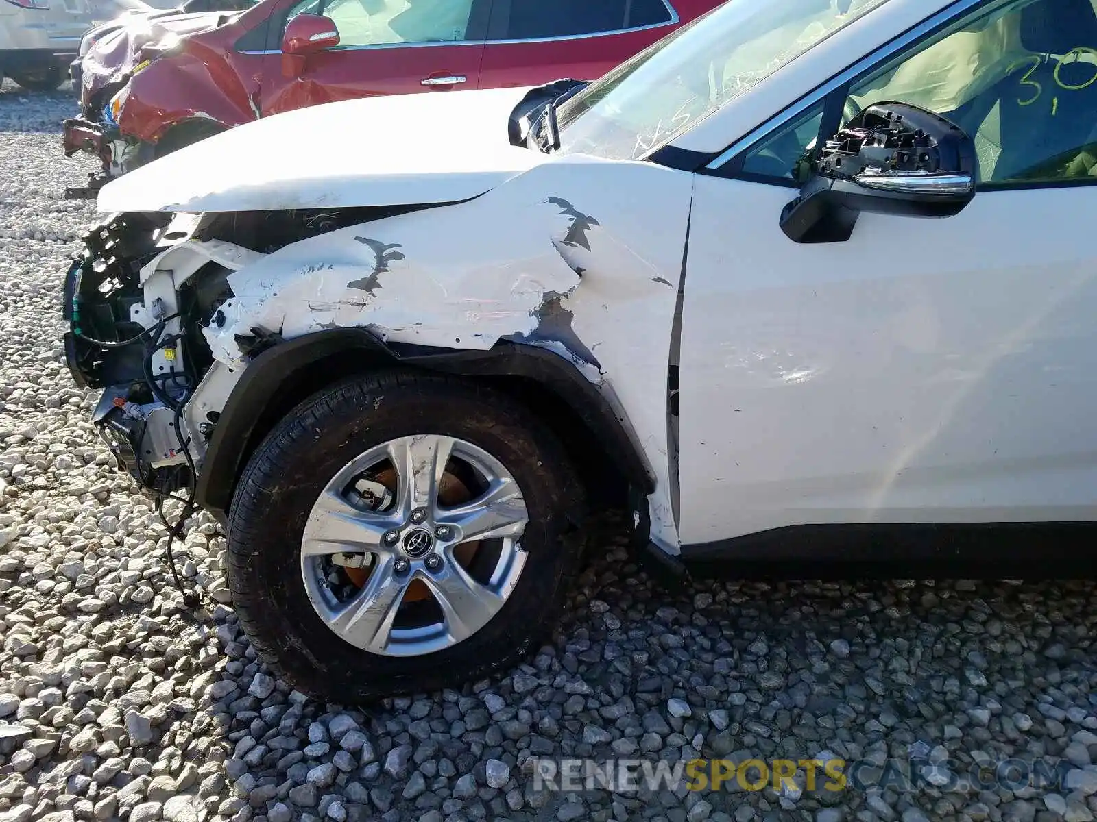 9 Photograph of a damaged car JTMP1RFVXKD036941 TOYOTA RAV4 2019